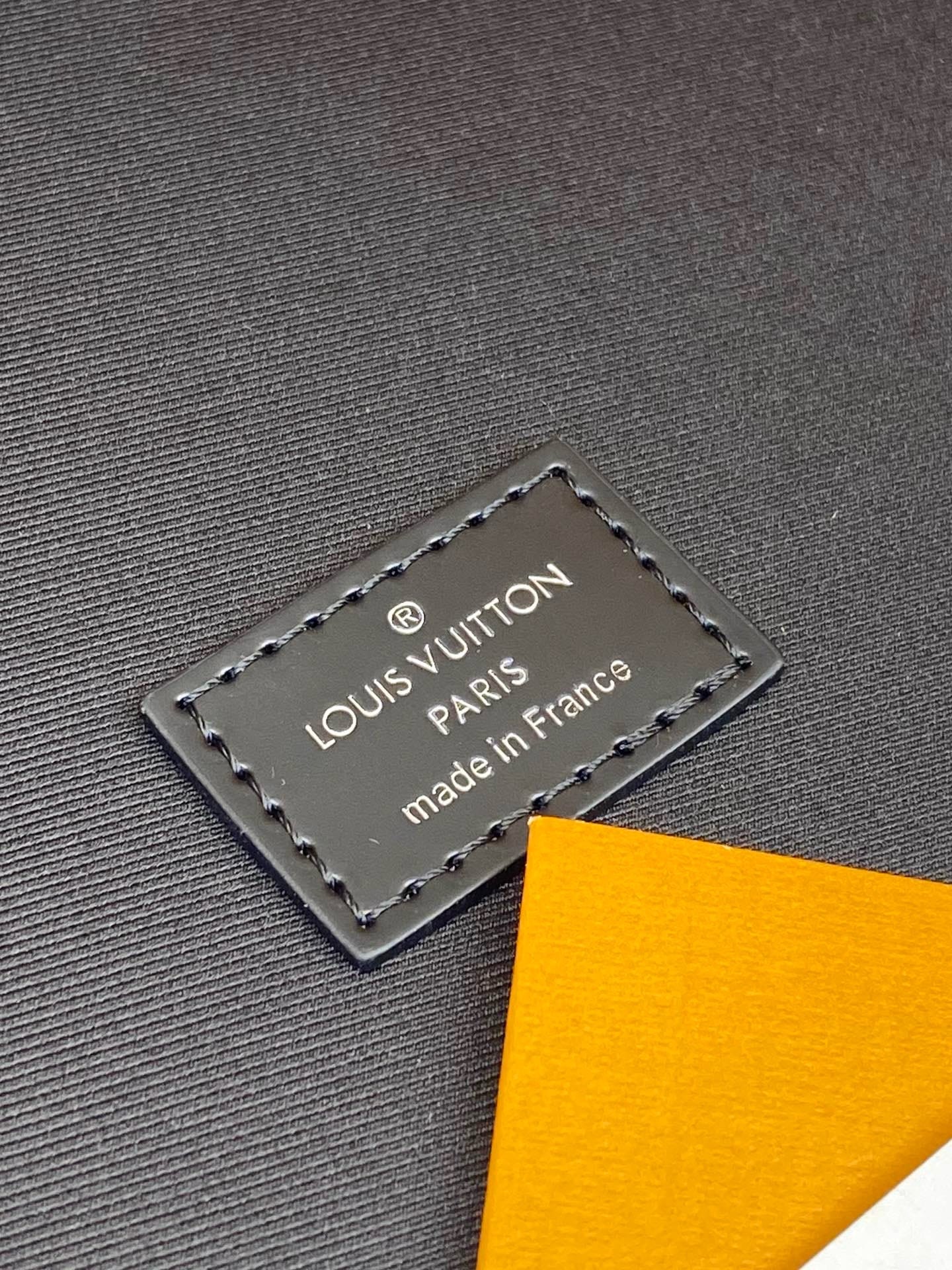 Packing Cube Louis Vuitton M43690