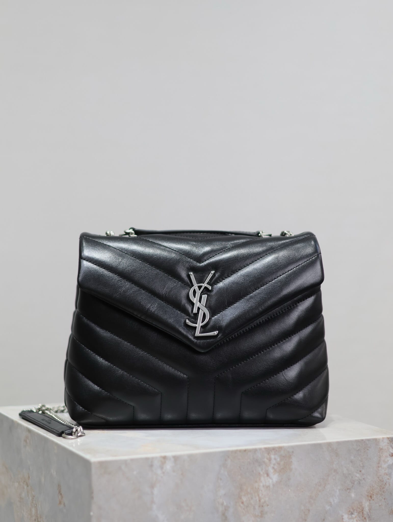 Loulou 23cm Saint Laurent 494699.1