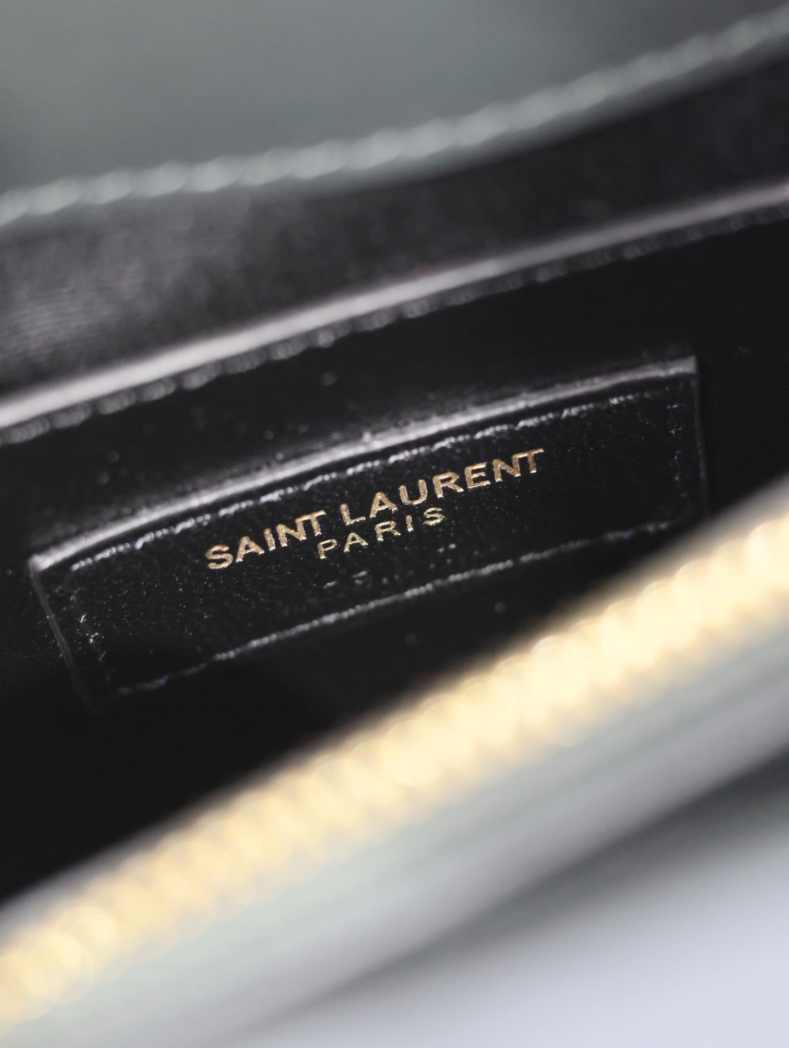 Loulou 23cm Saint Laurent 494699.17