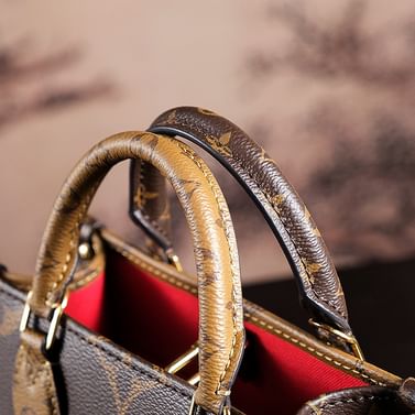 OnTheGo BB Louis Vuitton M46839