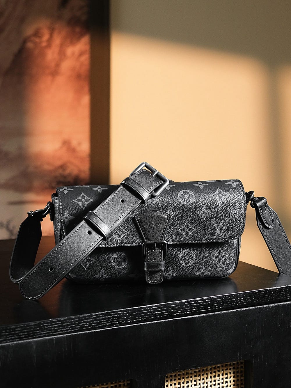 Montsouris Louis Vuitton M83567