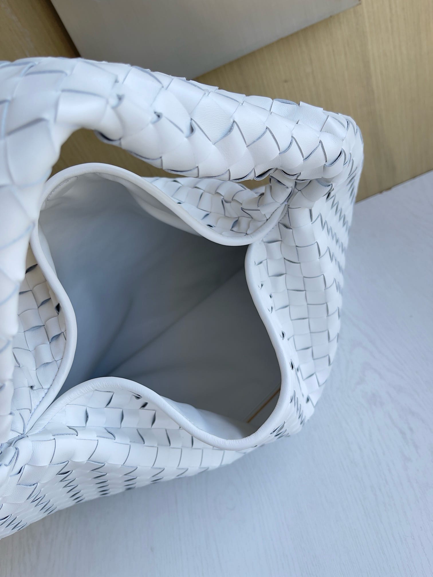 Hop 53cm Bottega Veneta 763970