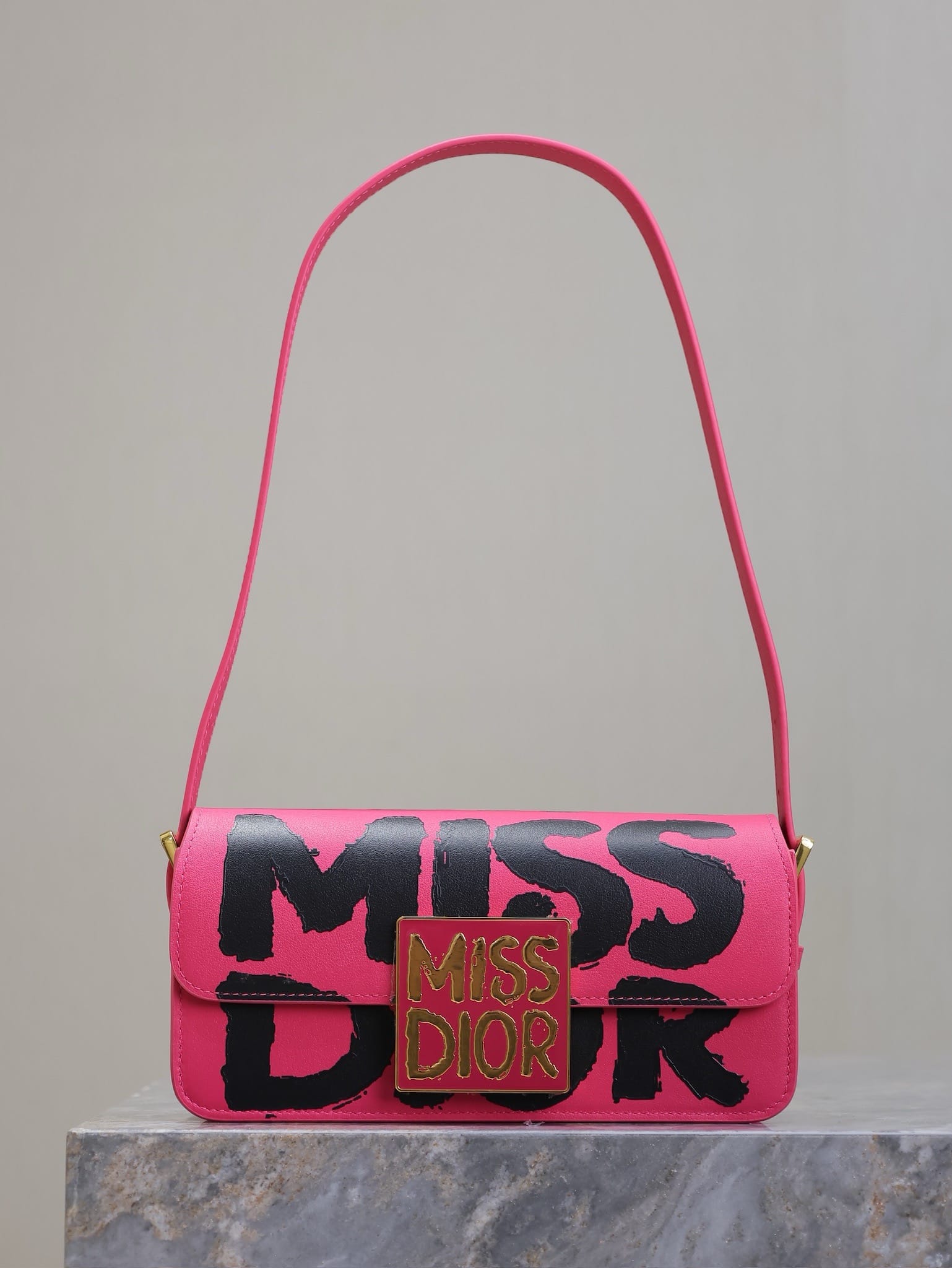 Miss Dior Graffiti Dior 2610