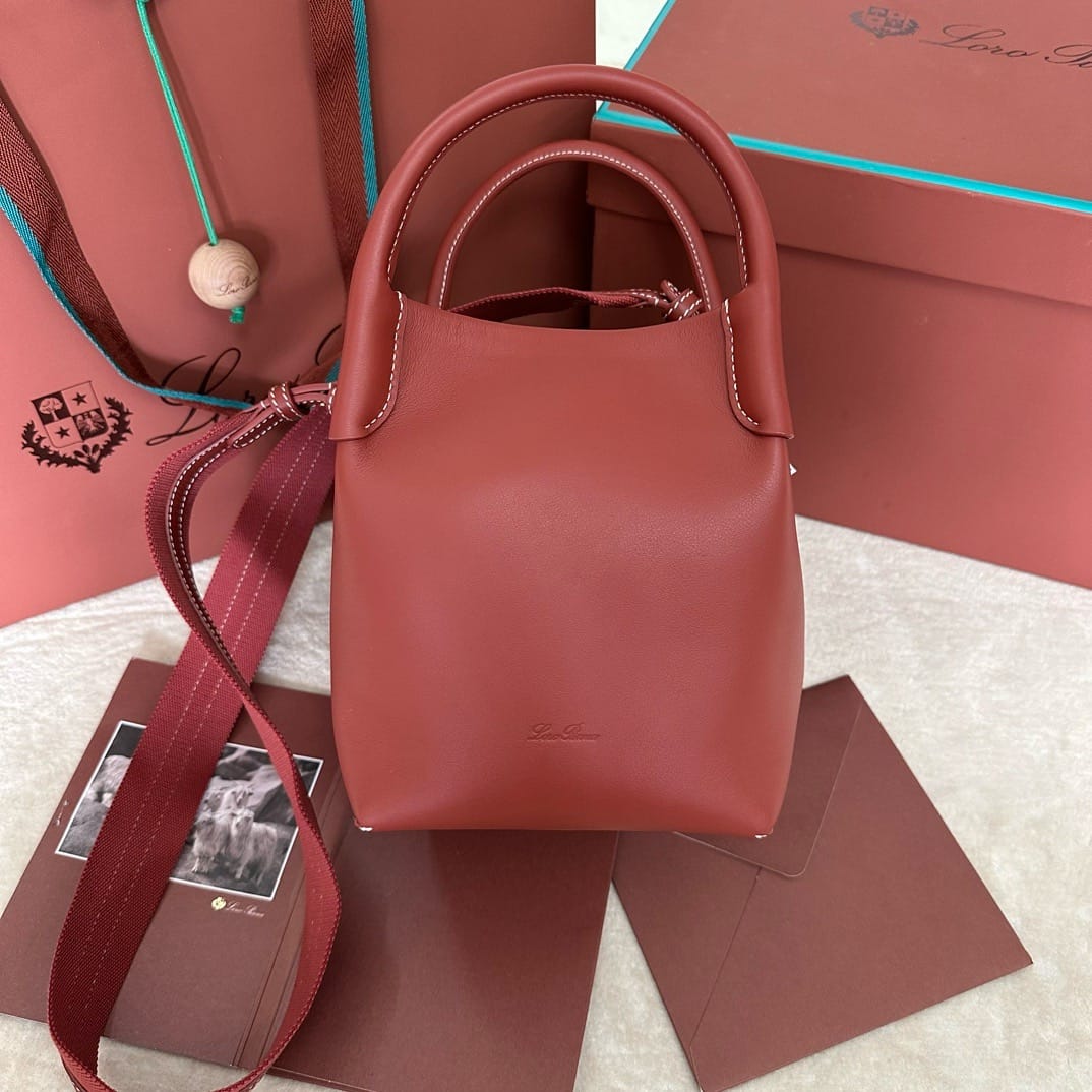 Bale 17 Loro Piana LPB.11