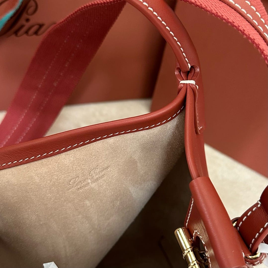 Bale 17 Loro Piana LPB.11