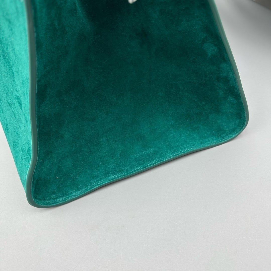 Margaux 15 The Row 1831.1