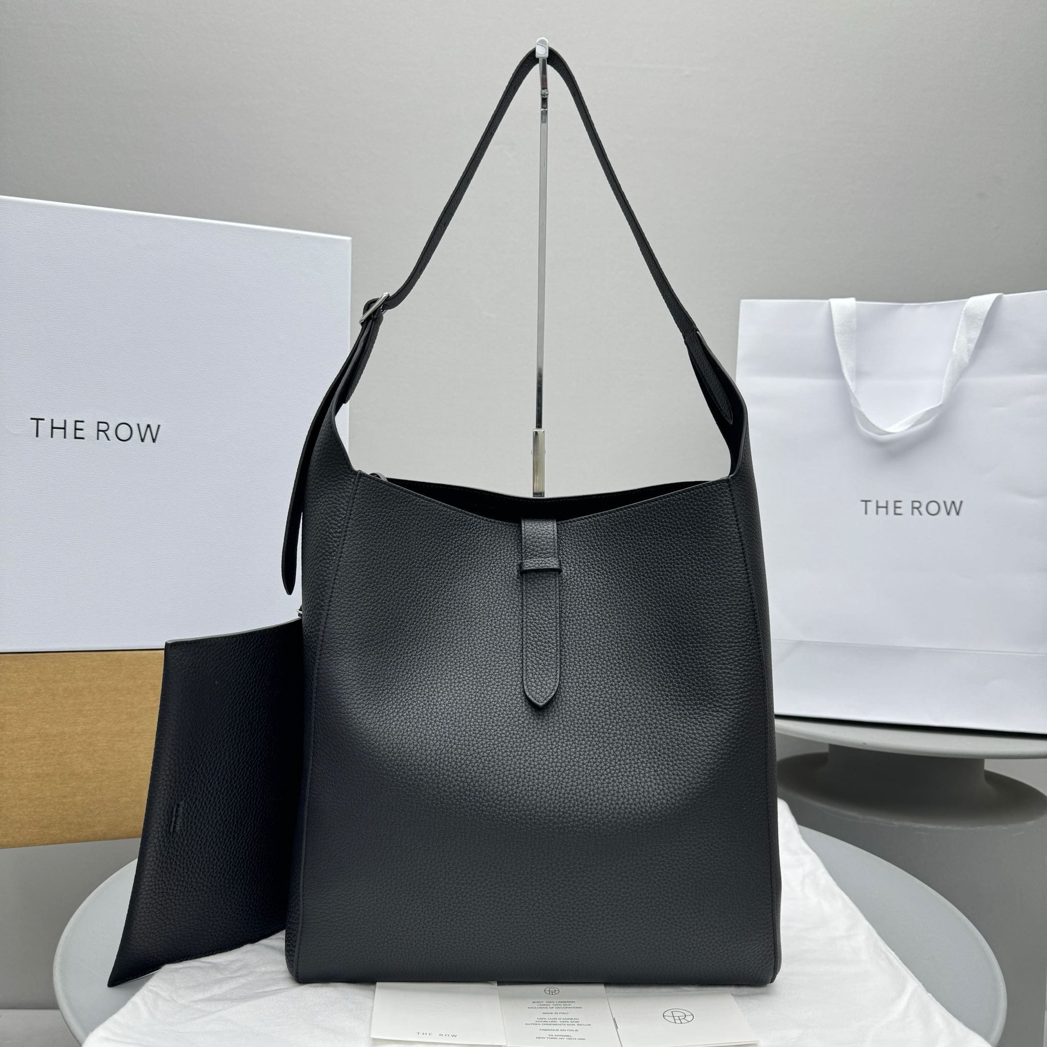 Blake hobo The Row 1726