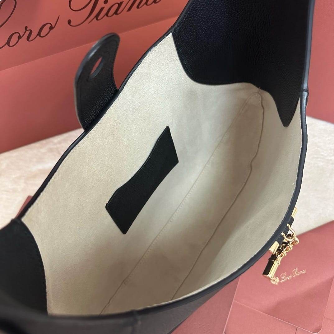 Bobbin hobo Loro Piana 2