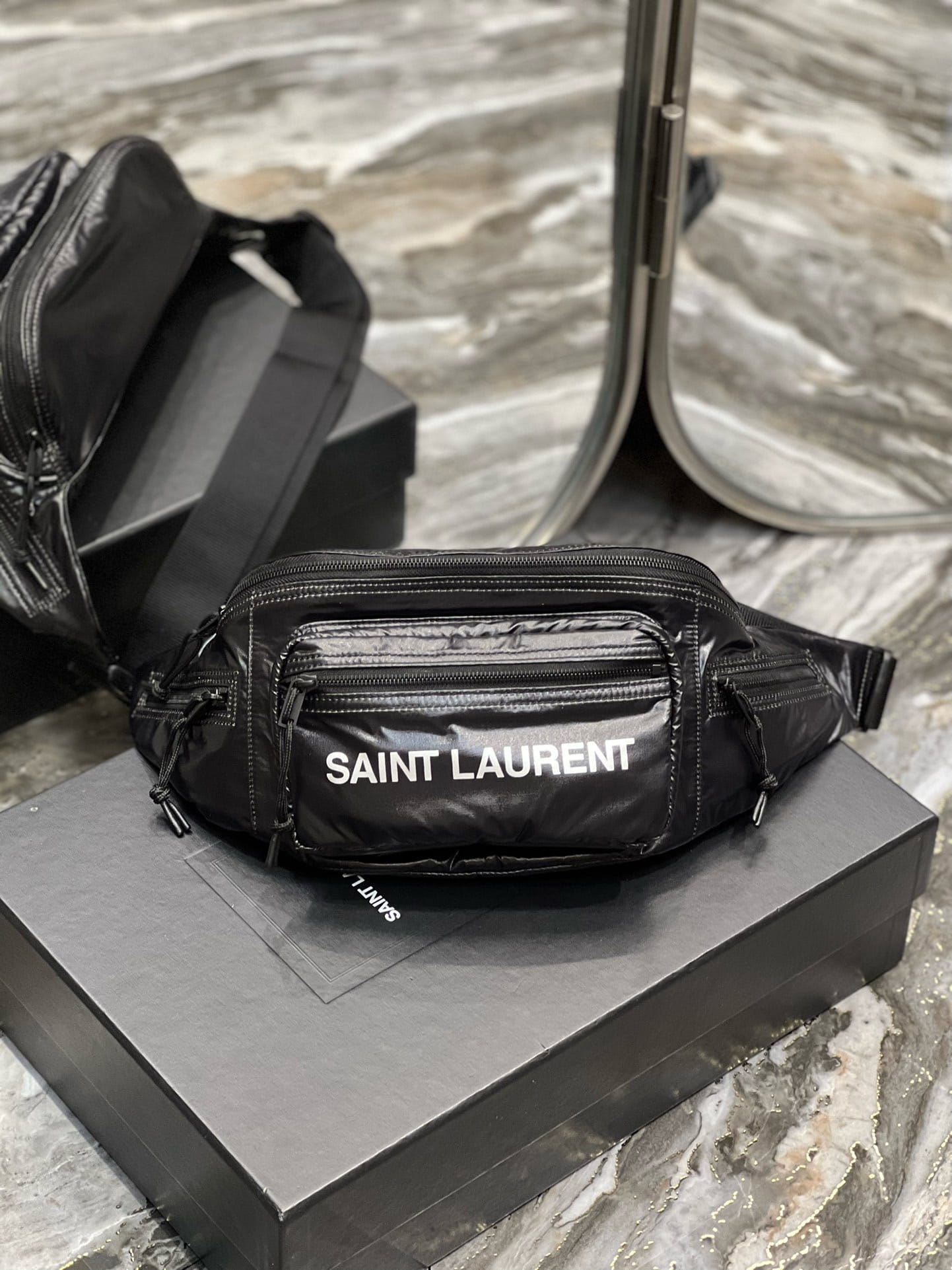 Nuxx Crossbody Saint Laurent 581375.1