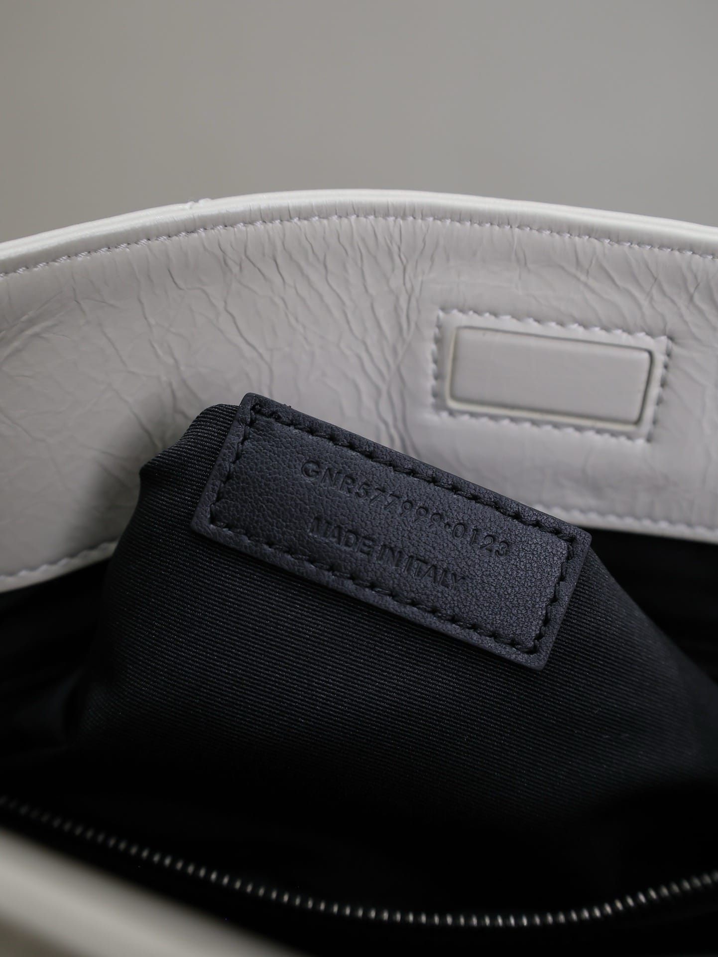 Niki shopping bag Saint Laurent 577999.05