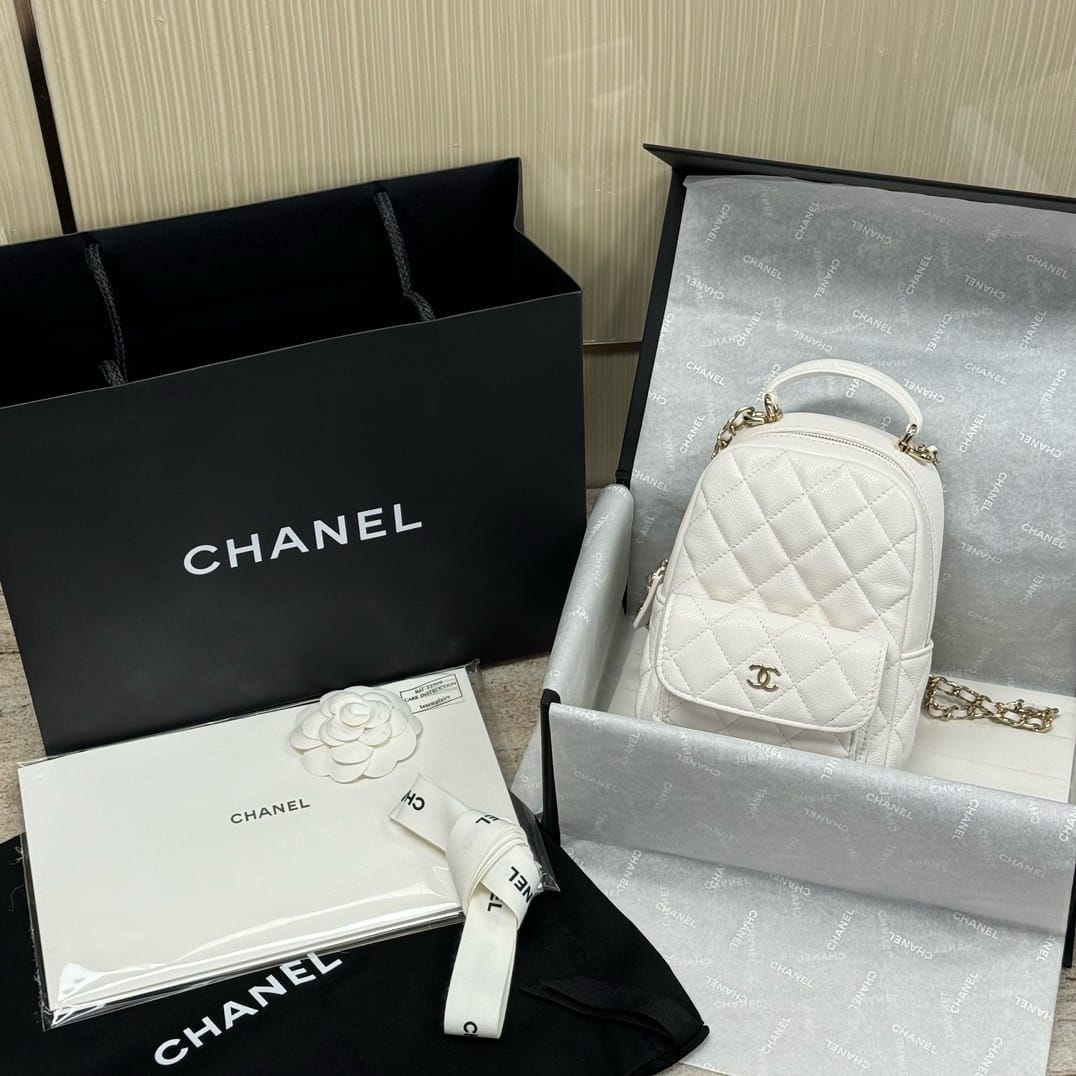 24c Chanel CH.1