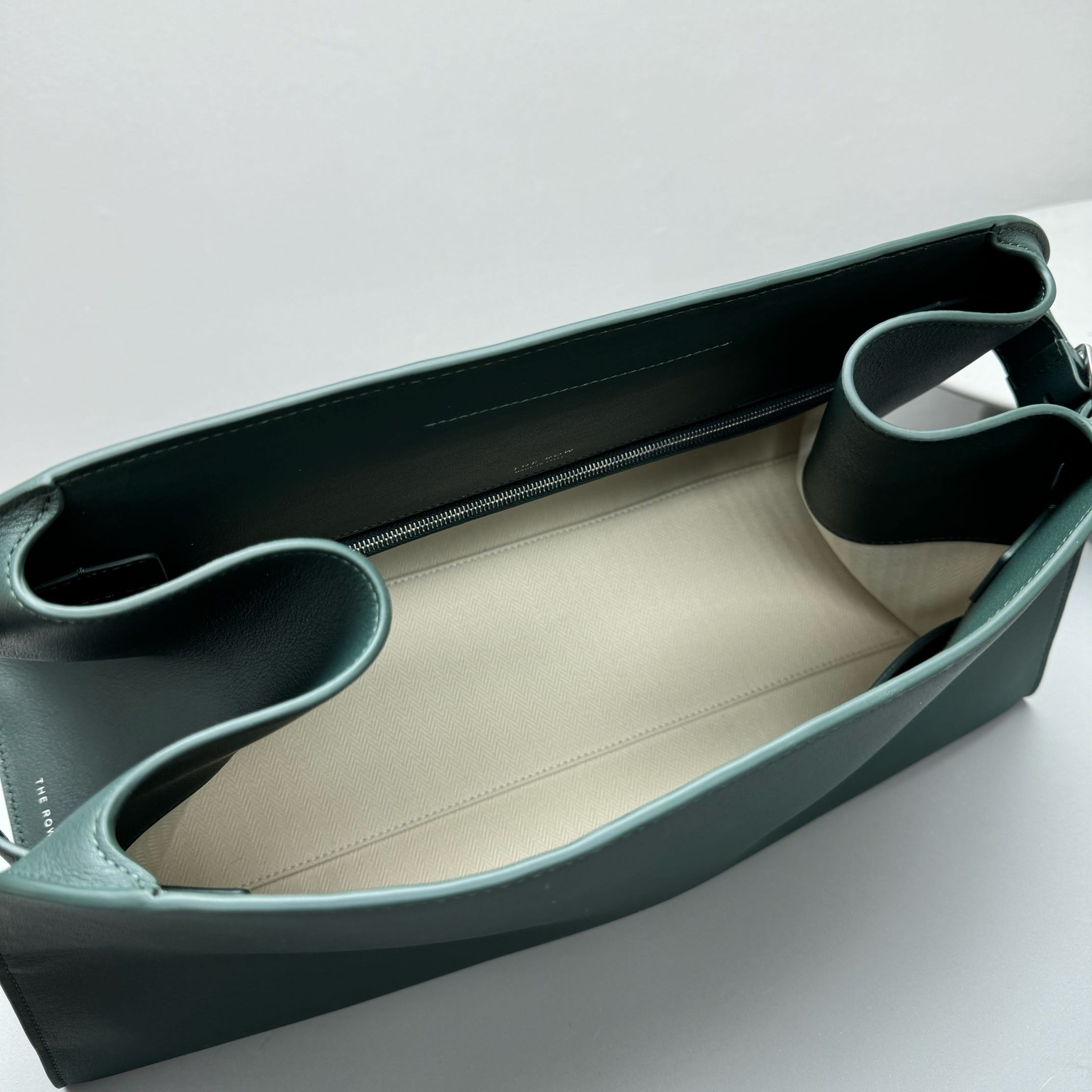 Margaux EW clutch The Row 1843.2