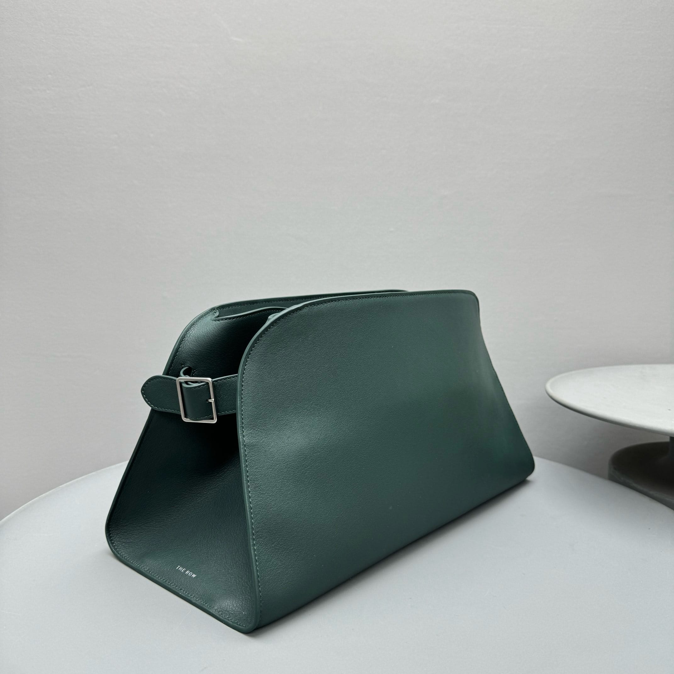 Margaux EW clutch The Row 1843.2