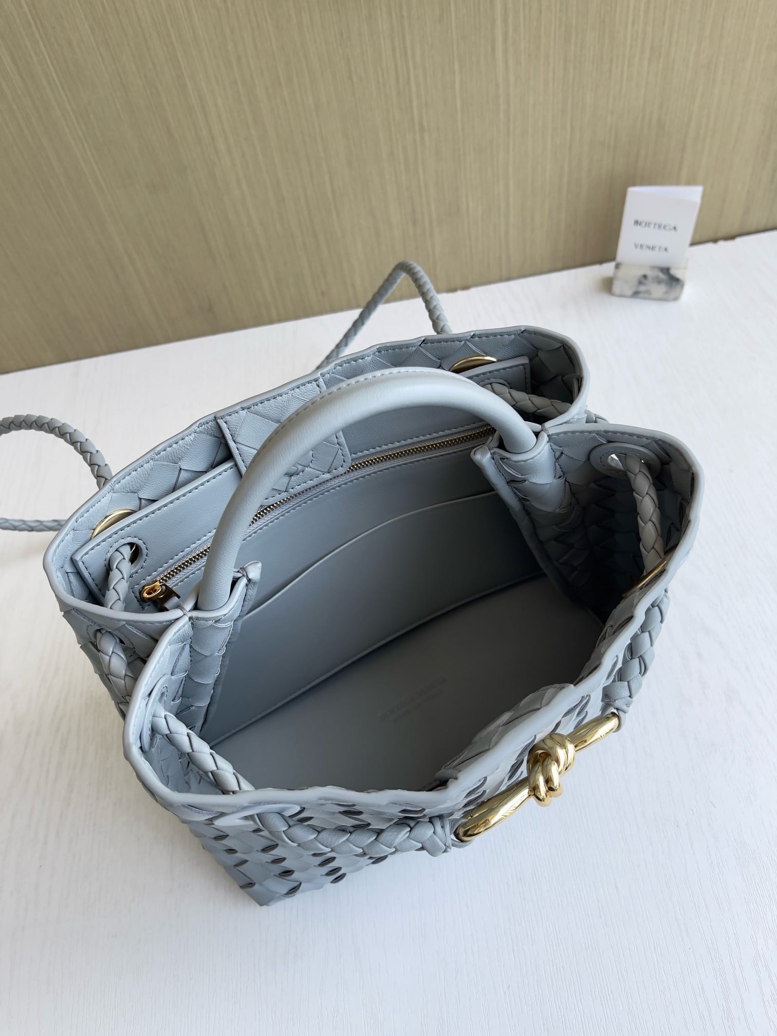 Andiamo Bottega Veneta 743568.1