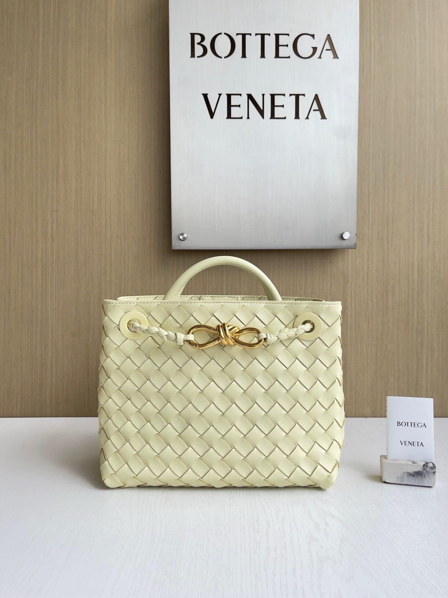 Andiamo Bottega Veneta 743568.11