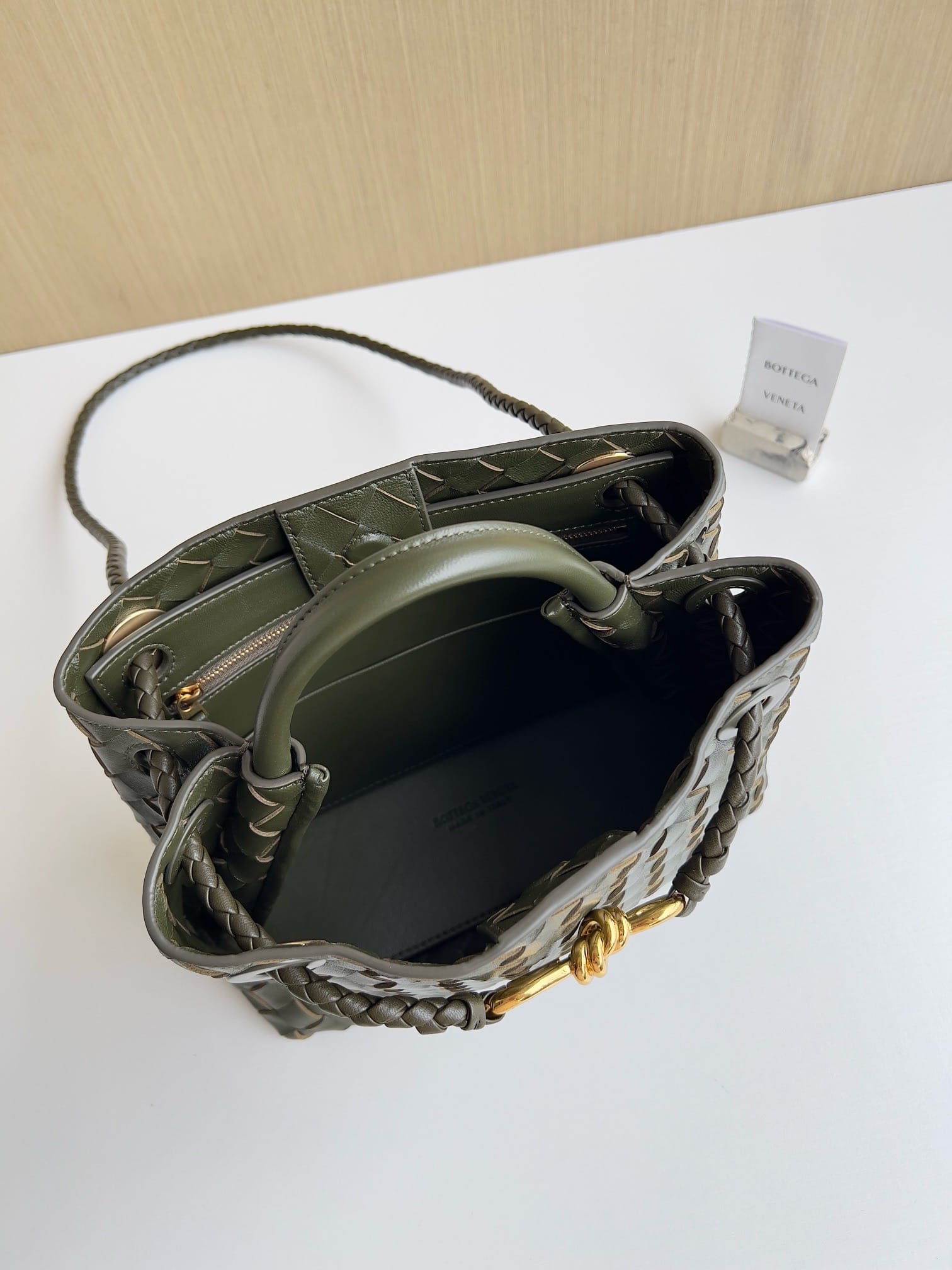 Andiamo Bottega Veneta 743568.222