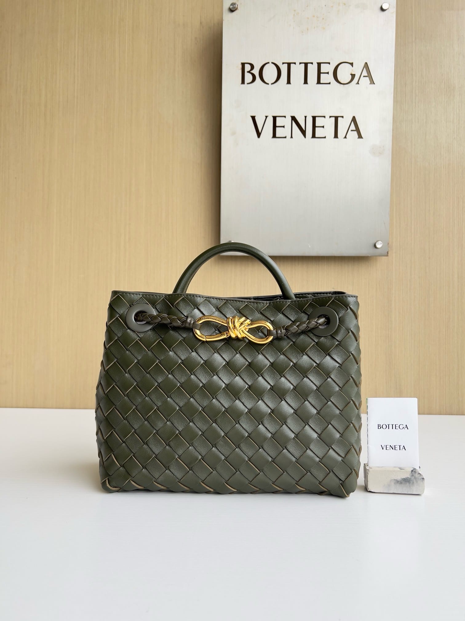 Andiamo Bottega Veneta 743568.222