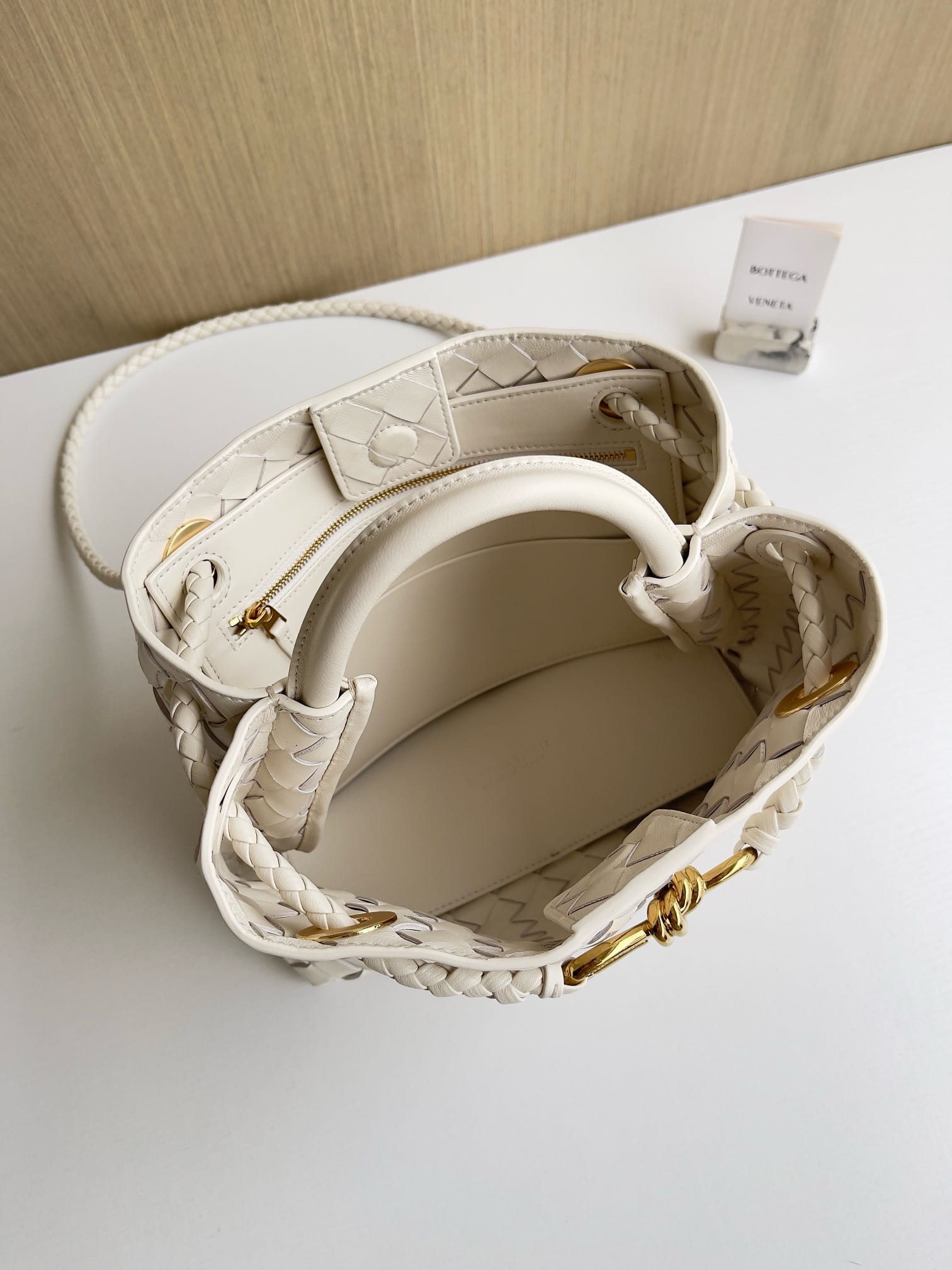 Andiamo Bottega Veneta 743568.24