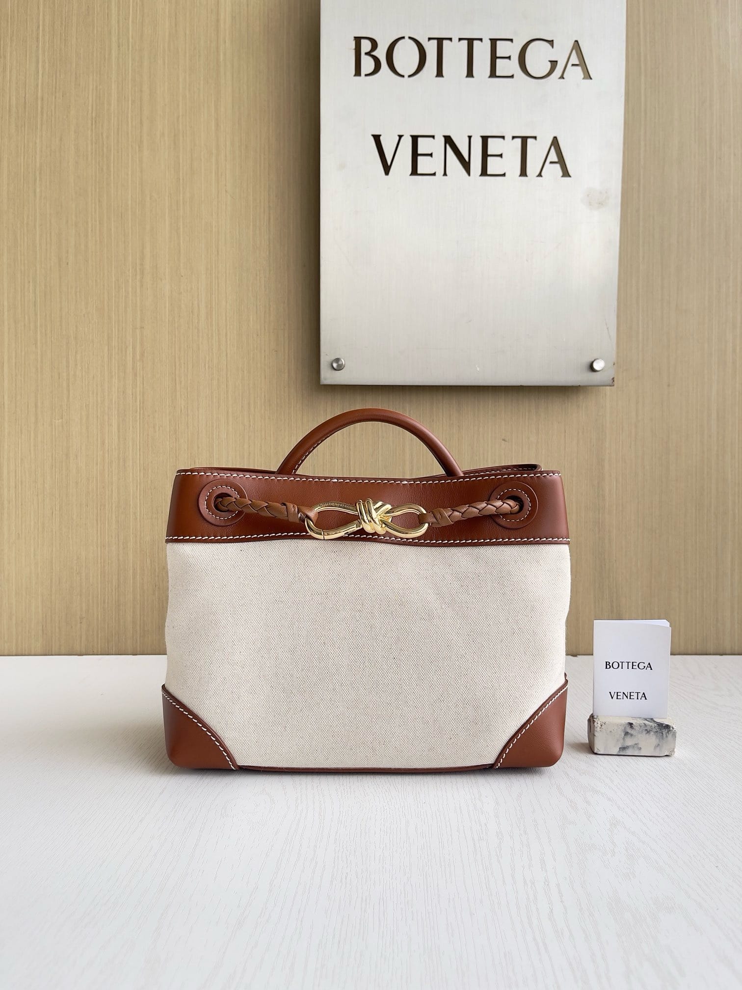 Andiamo Bottega Veneta 743568.37