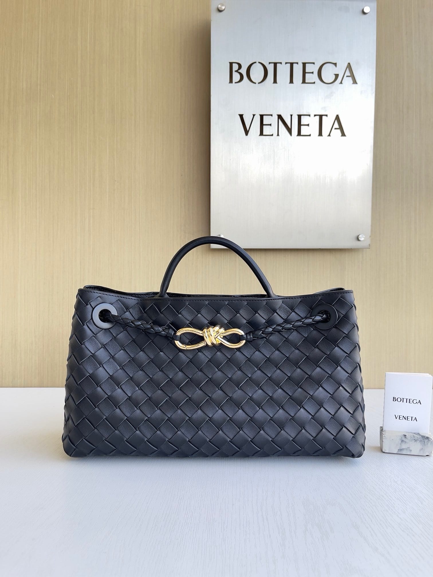 Andiamo East-west Bottega Veneta 754990