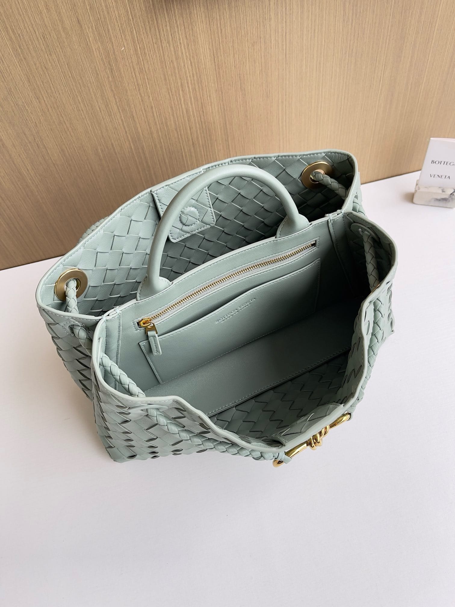 Andiamo East-west Bottega Veneta 754990.3