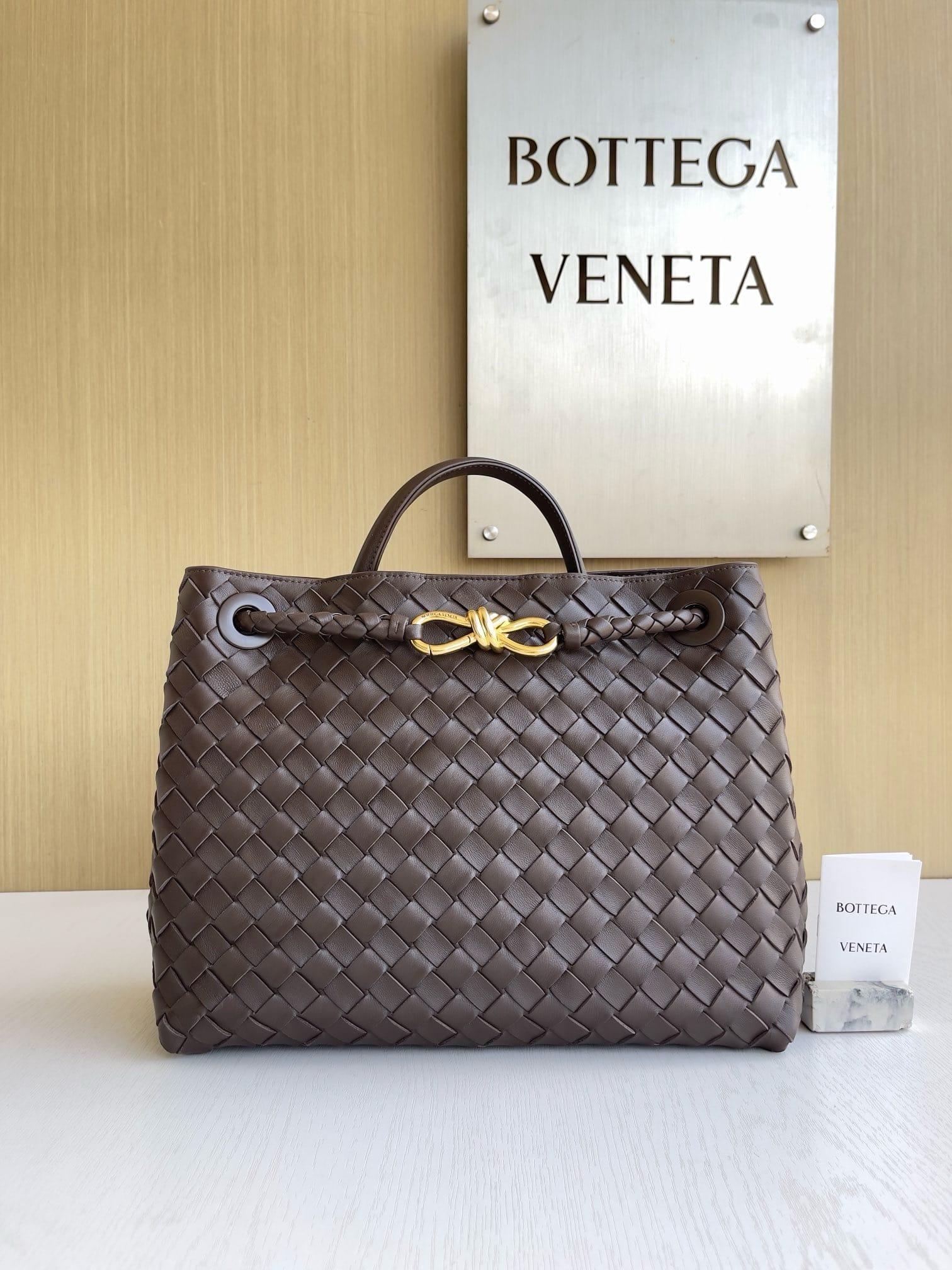 Andiamo Bottega Veneta 743572.319
