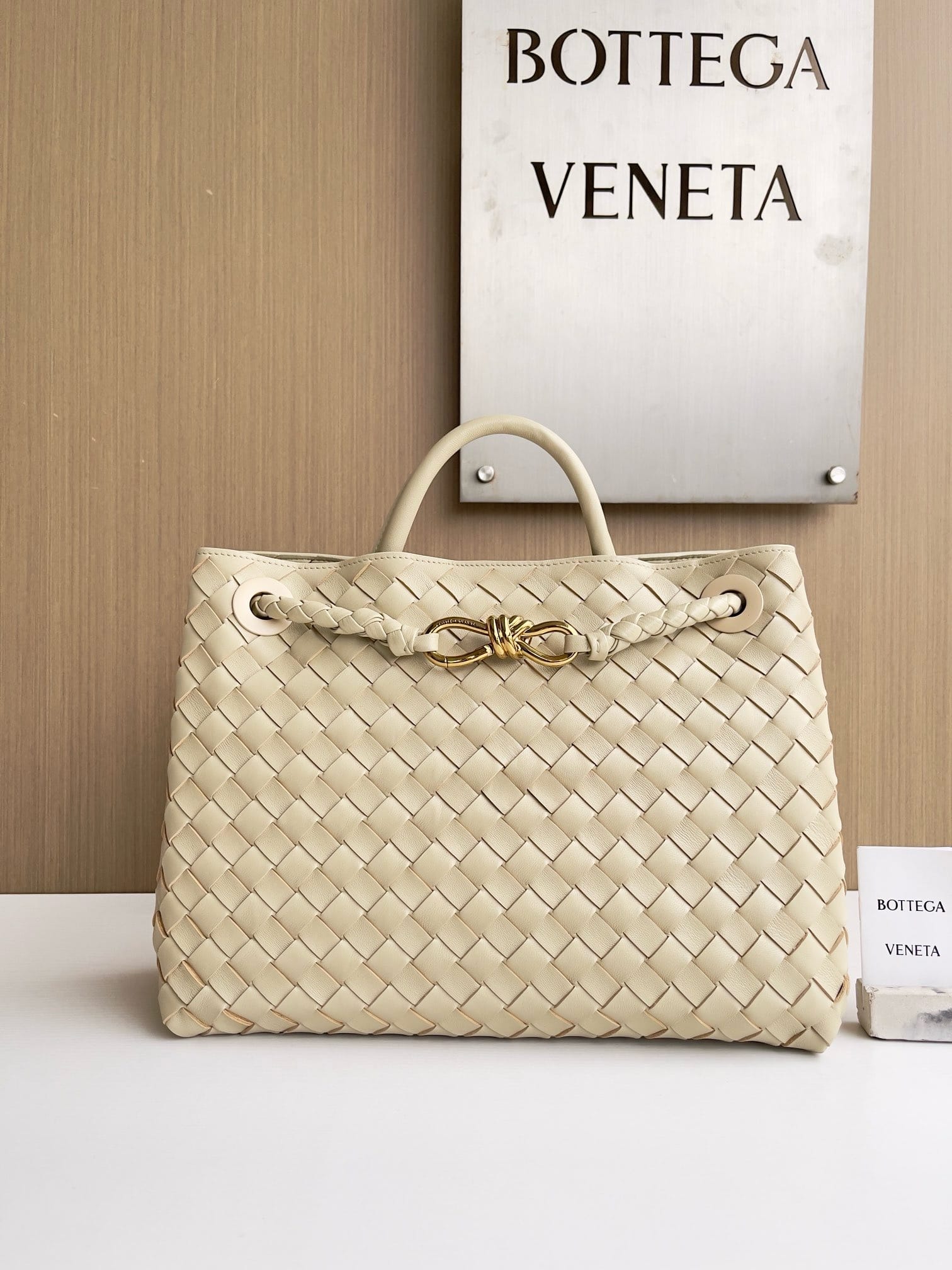Andiamo Bottega Veneta 743572.37