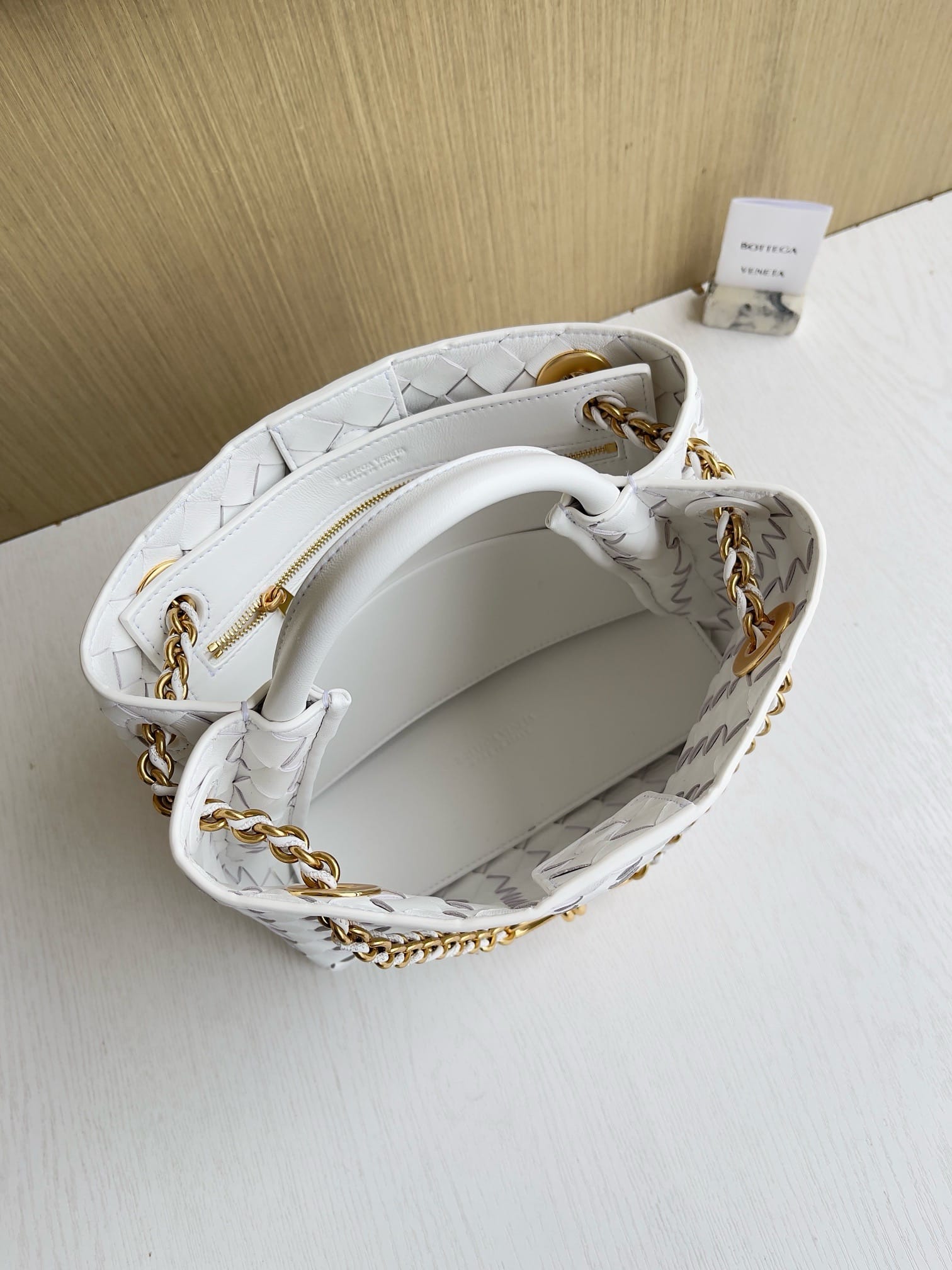 Andiamo Bottega Veneta 786008.2