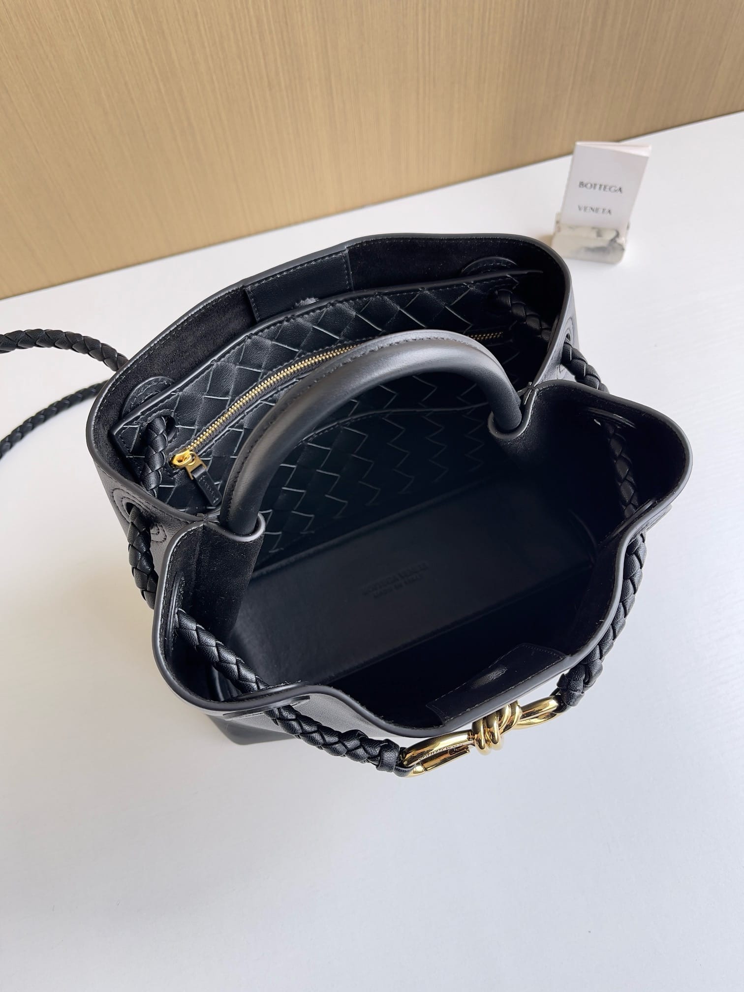 Andiamo Bottega Veneta 743568.423e