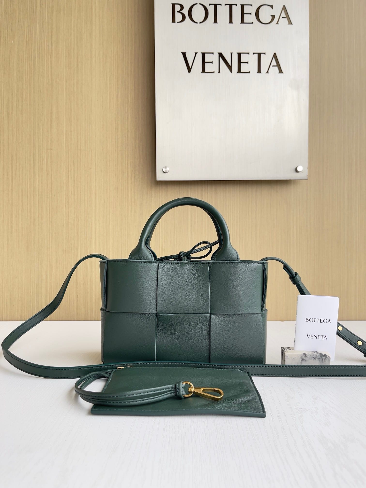 Arco tote Bottega Veneta 729029.2