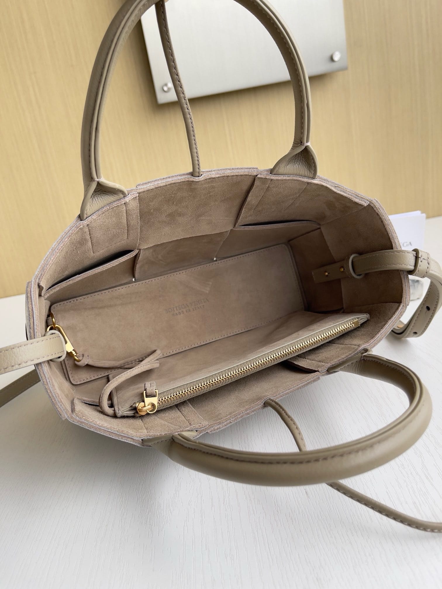 Arco tote Bottega Veneta 709337.6