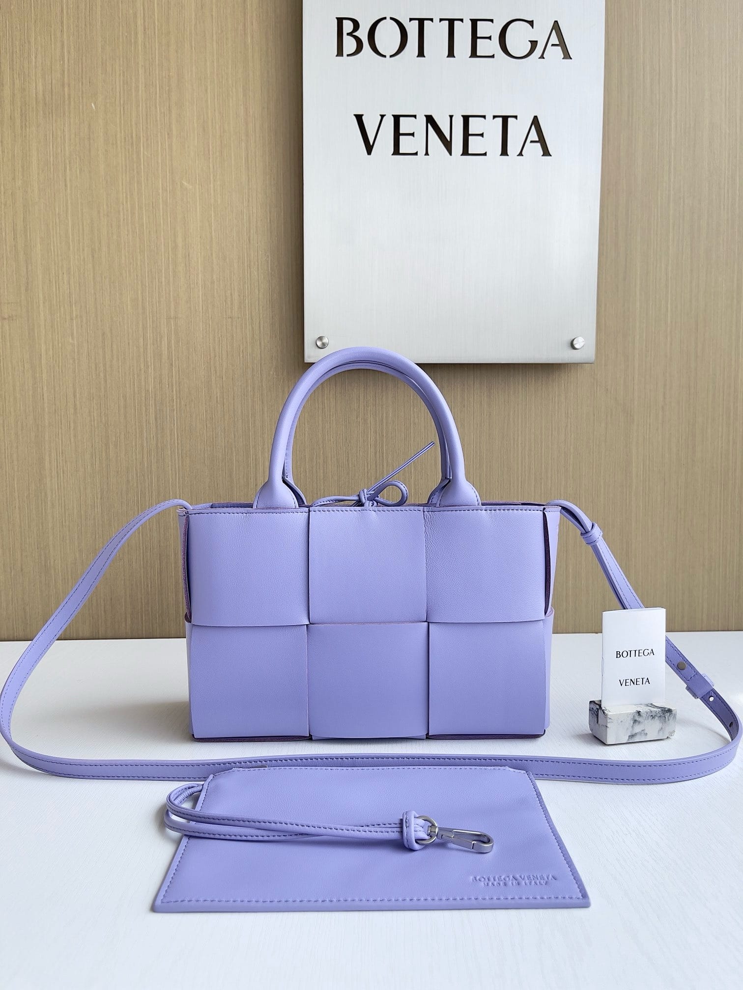 Arco tote Bottega Veneta 709337.7