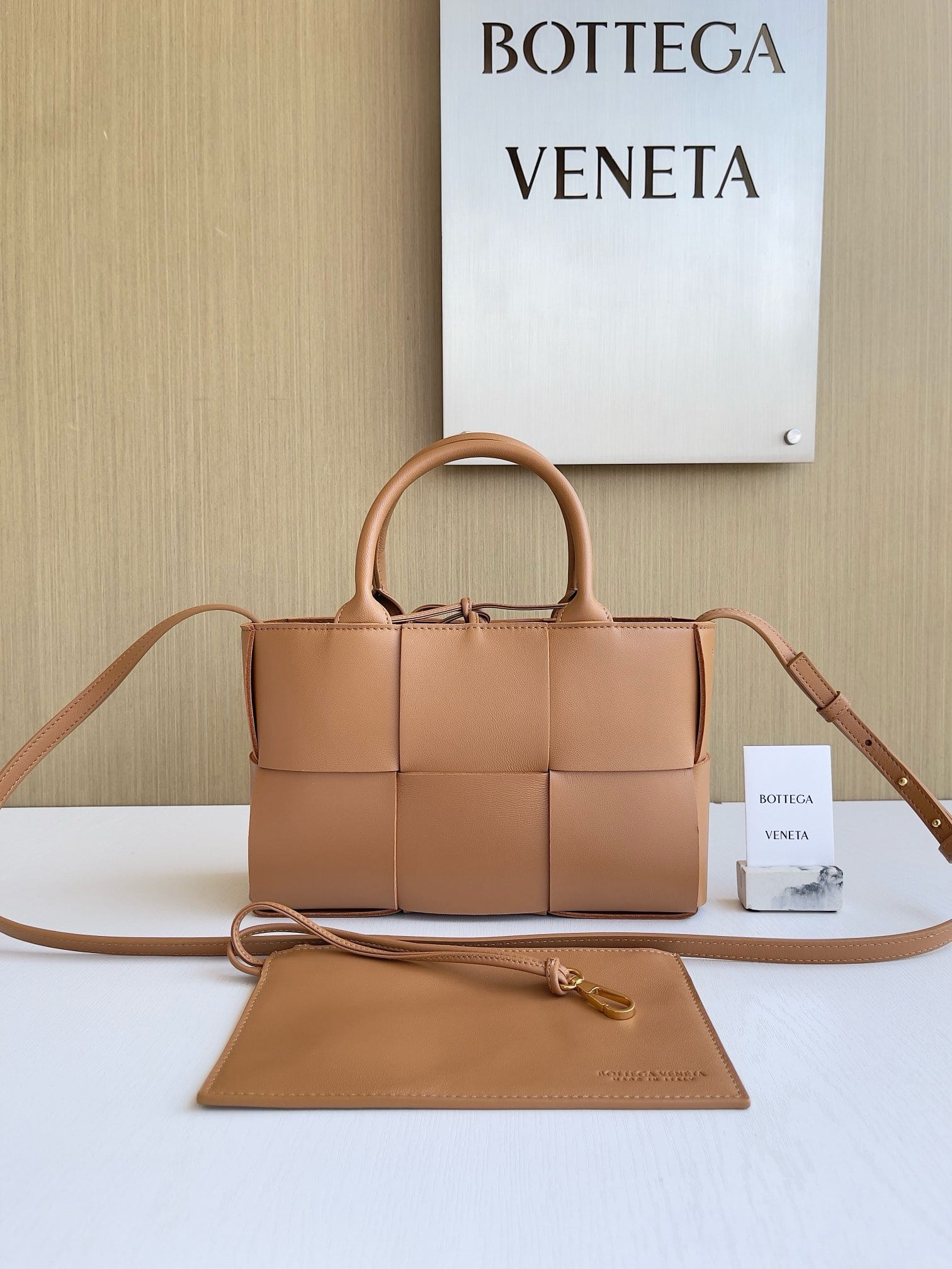 Arco tote Bottega Veneta 709337.15