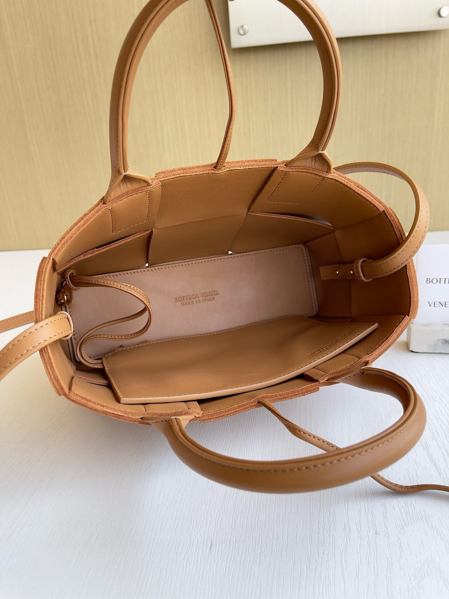 Arco tote Bottega Veneta 709337.15