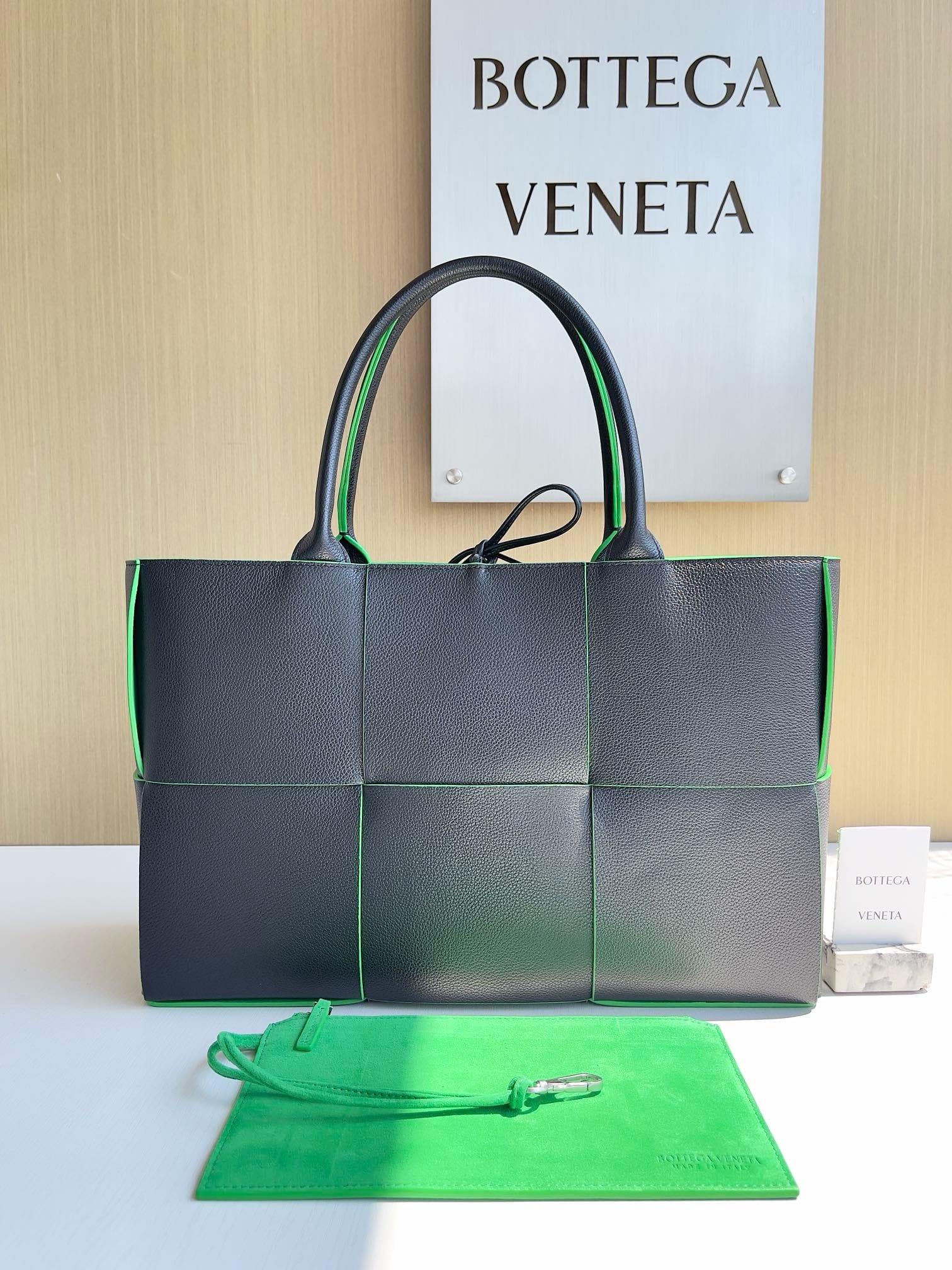 Arco tote Bottega Veneta 652867.8