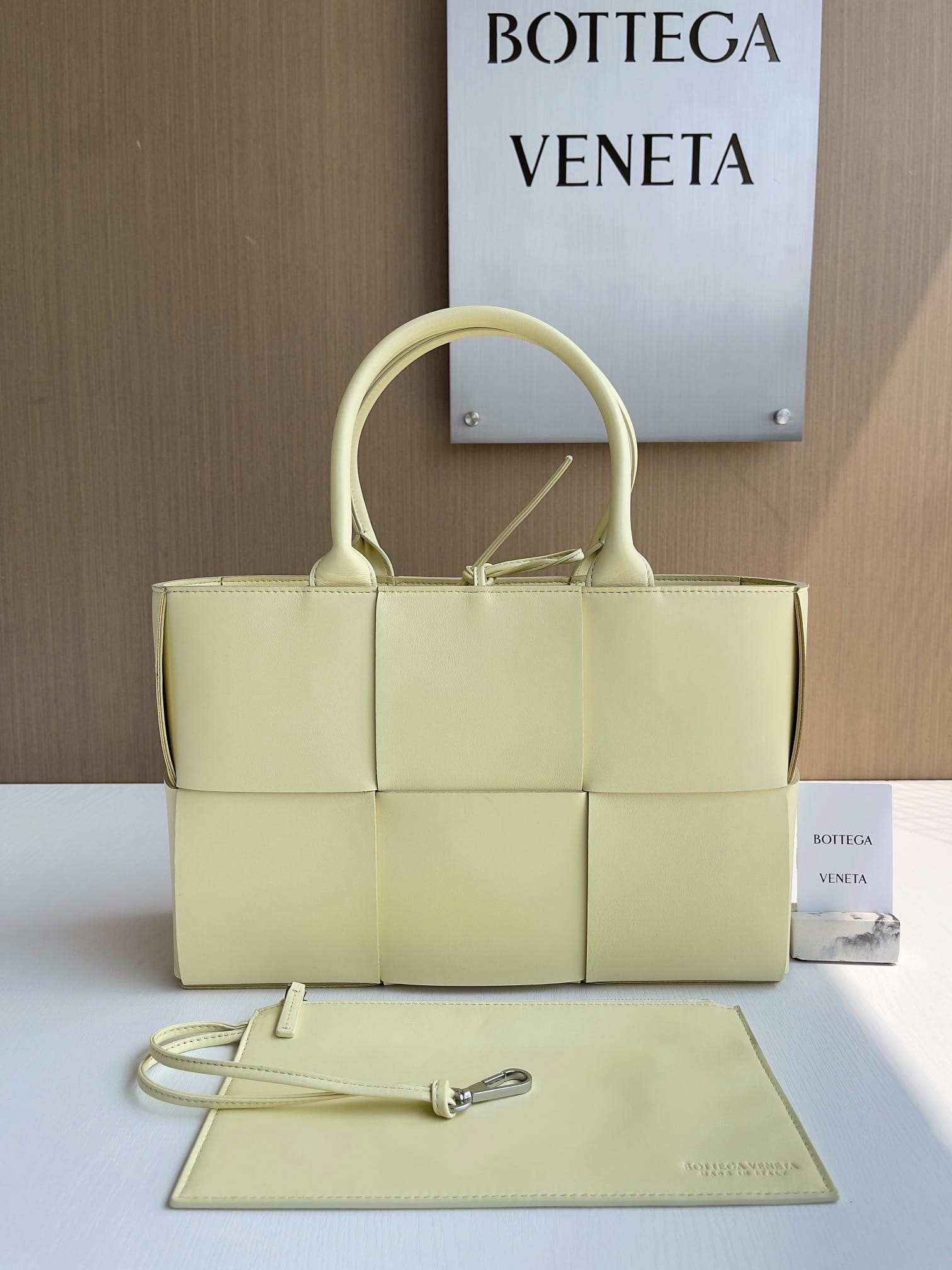 Arco tote Bottega Veneta 652867.15