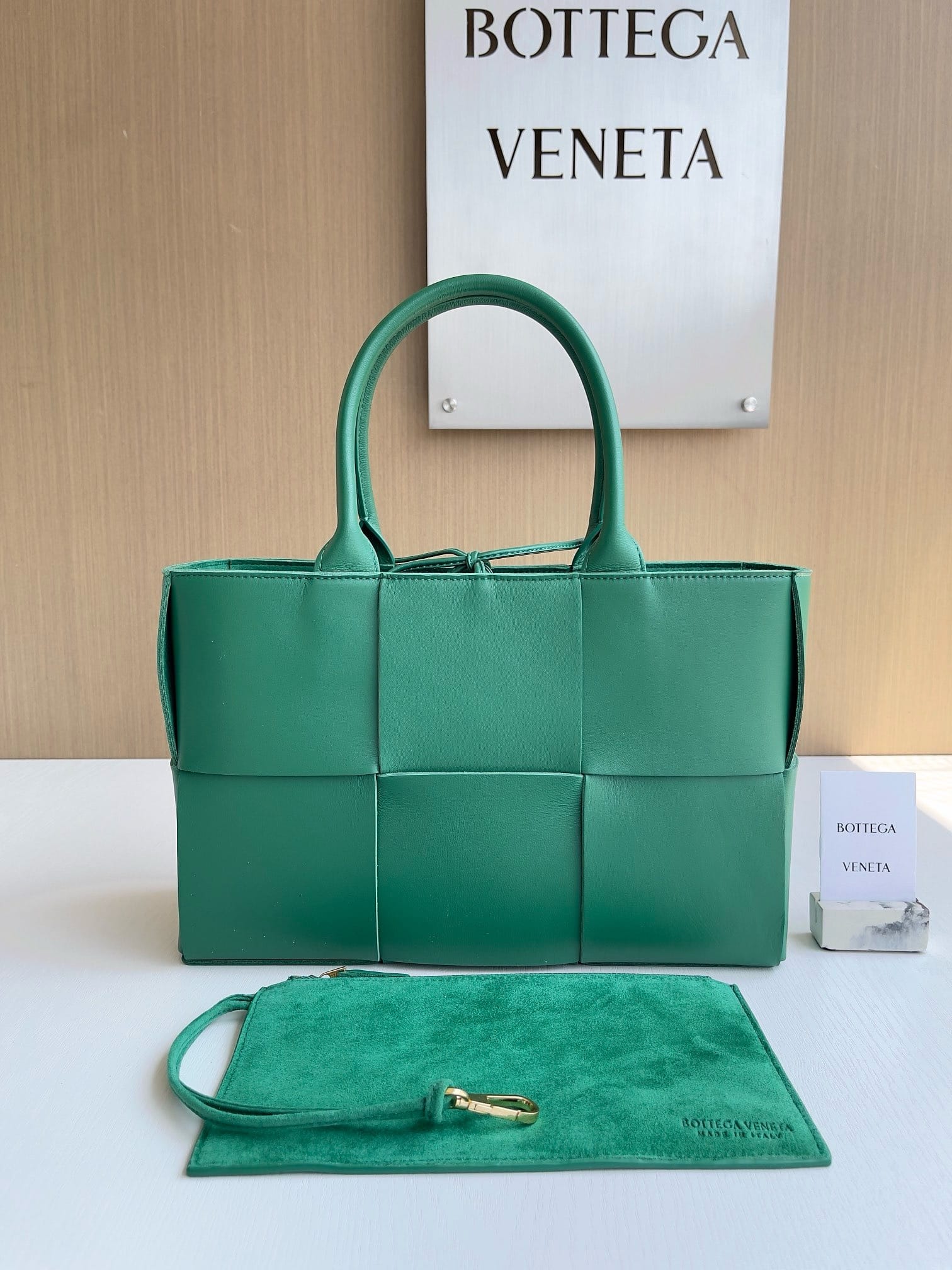 Arco tote Bottega Veneta 652867.16