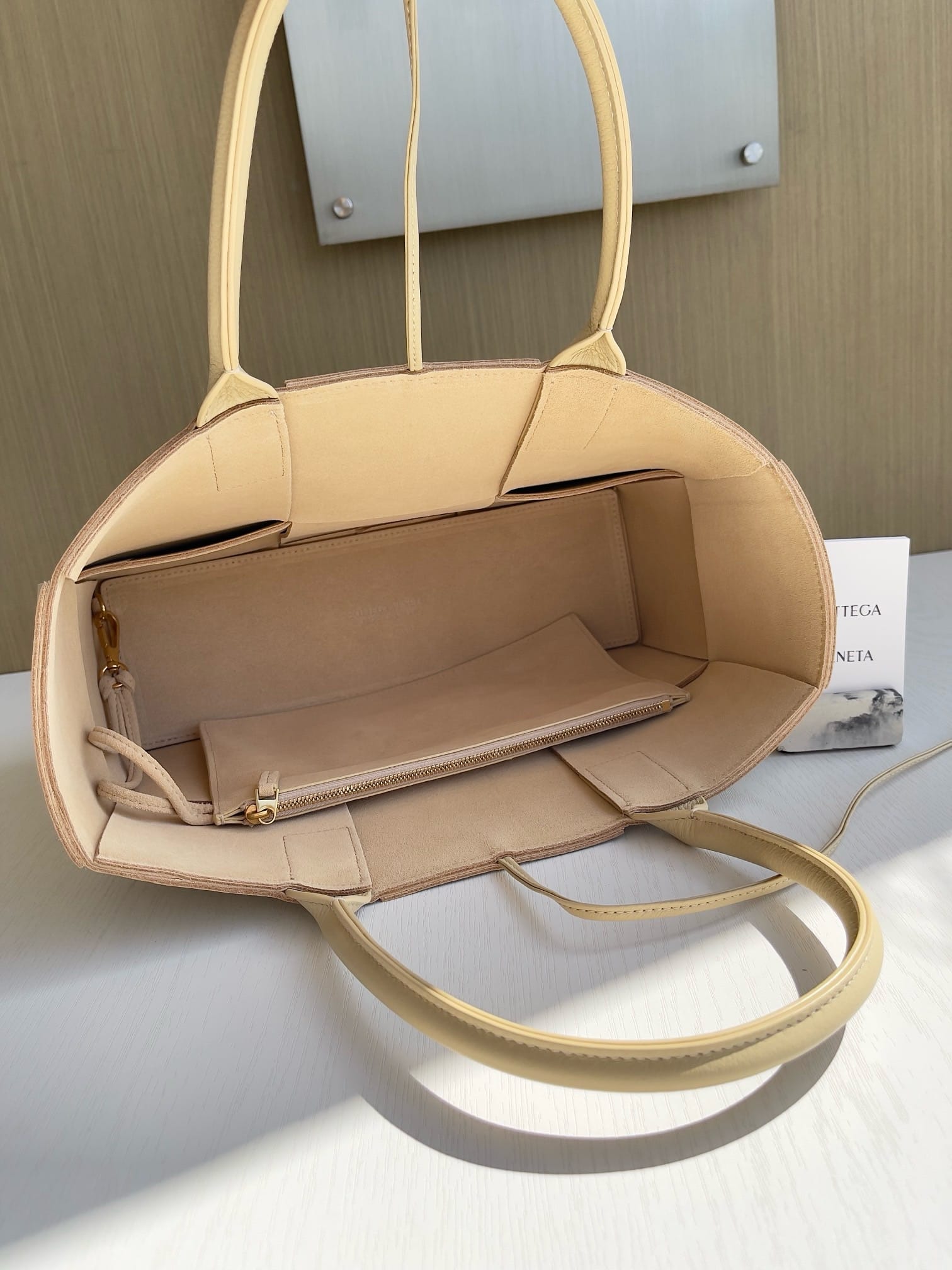 Arco tote Bottega Veneta 652867.17