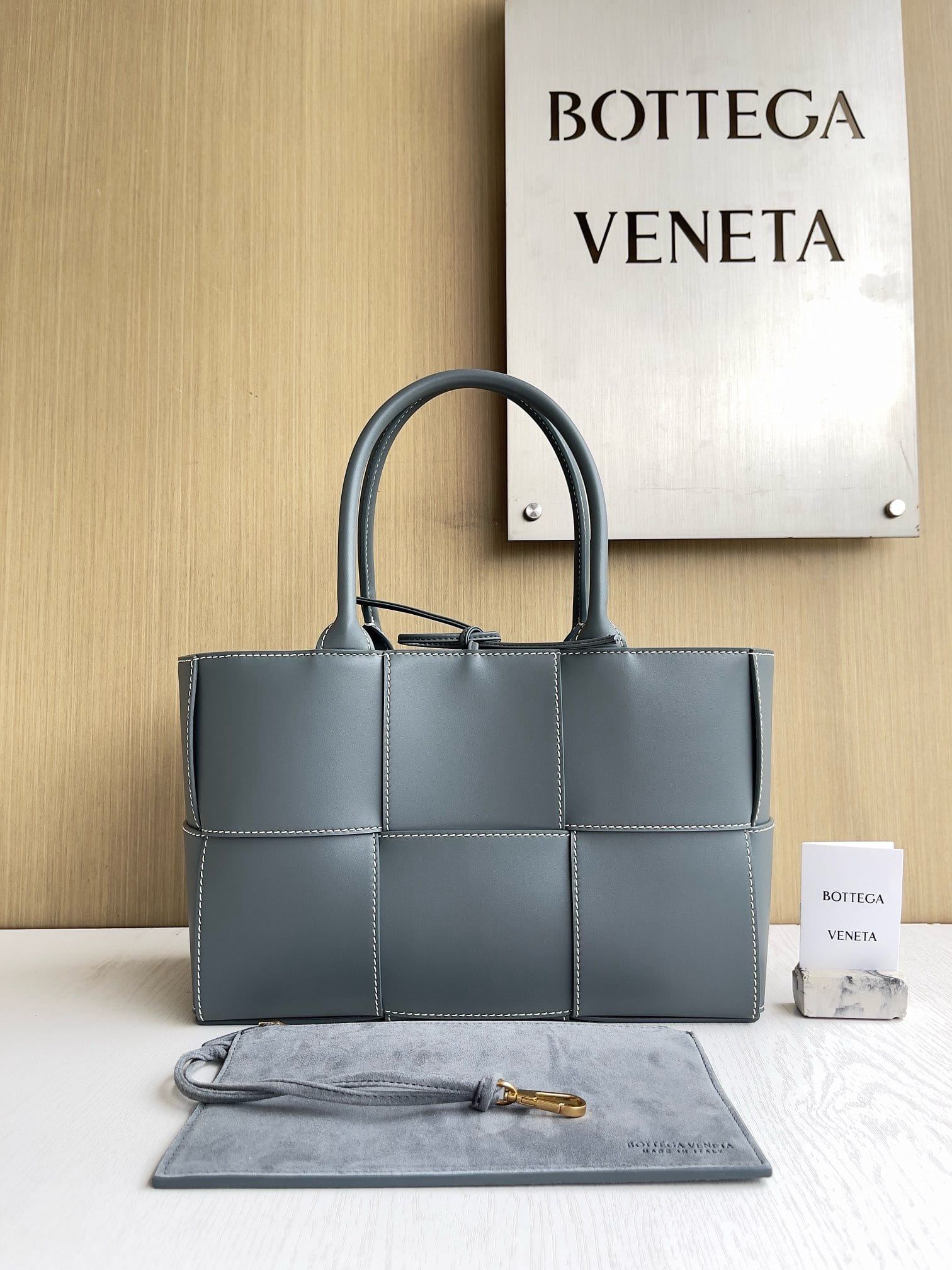 Arco tote Bottega Veneta 652867.21