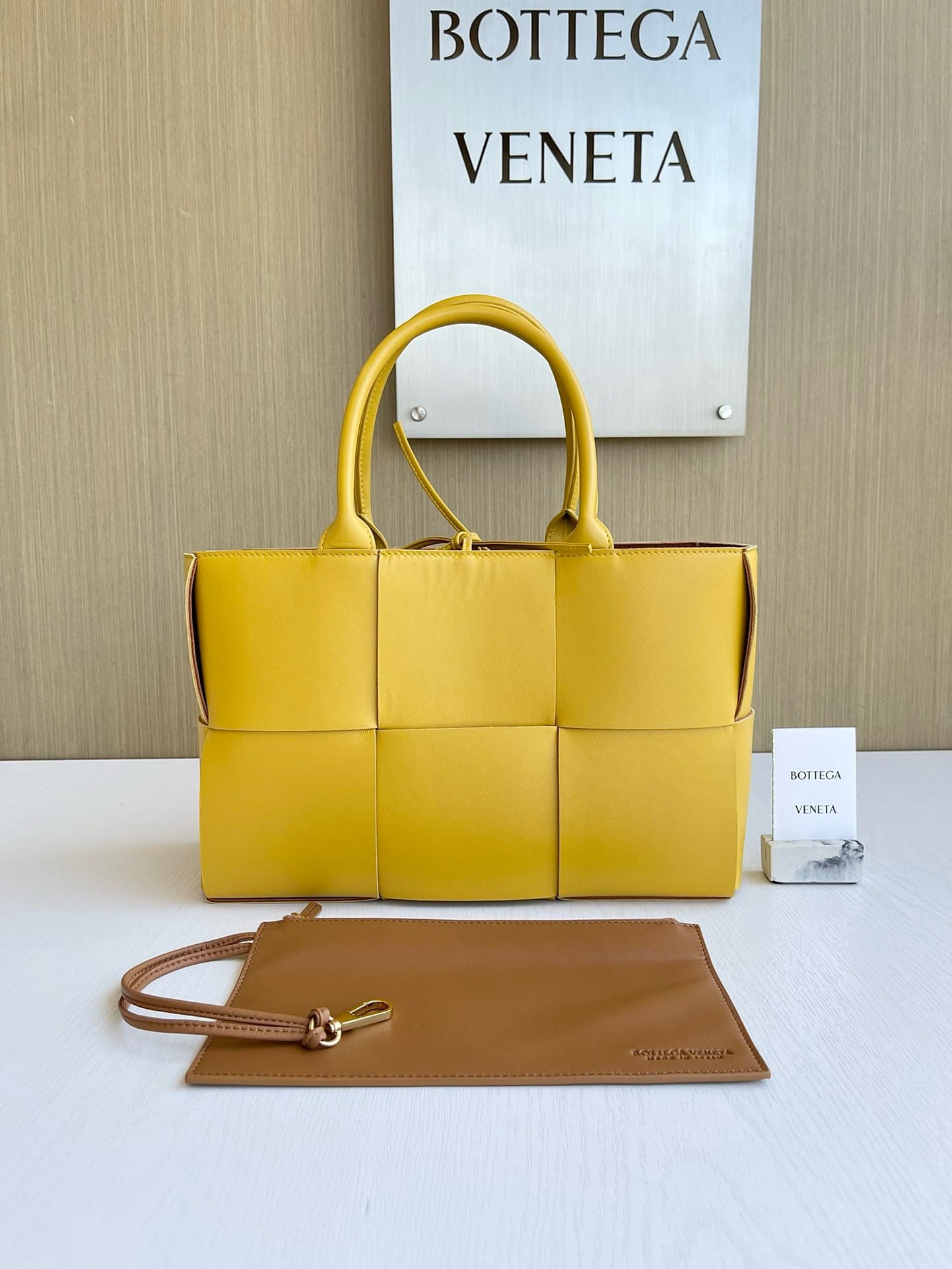 Arco tote Bottega Veneta 652867.33