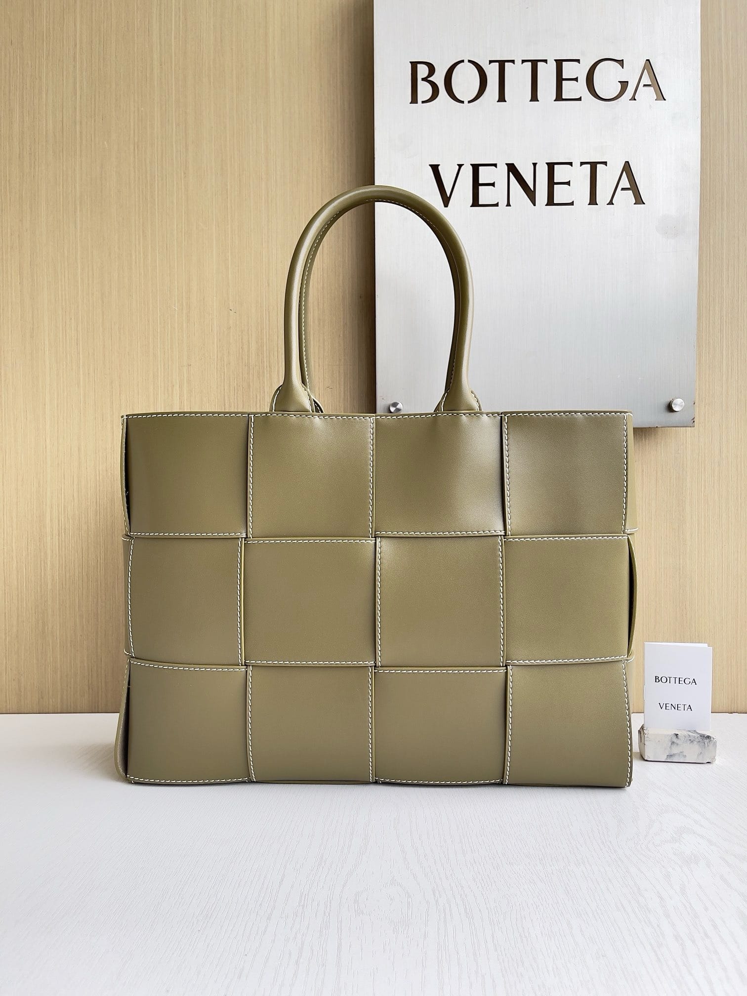 Arco tote Bottega Veneta 756682