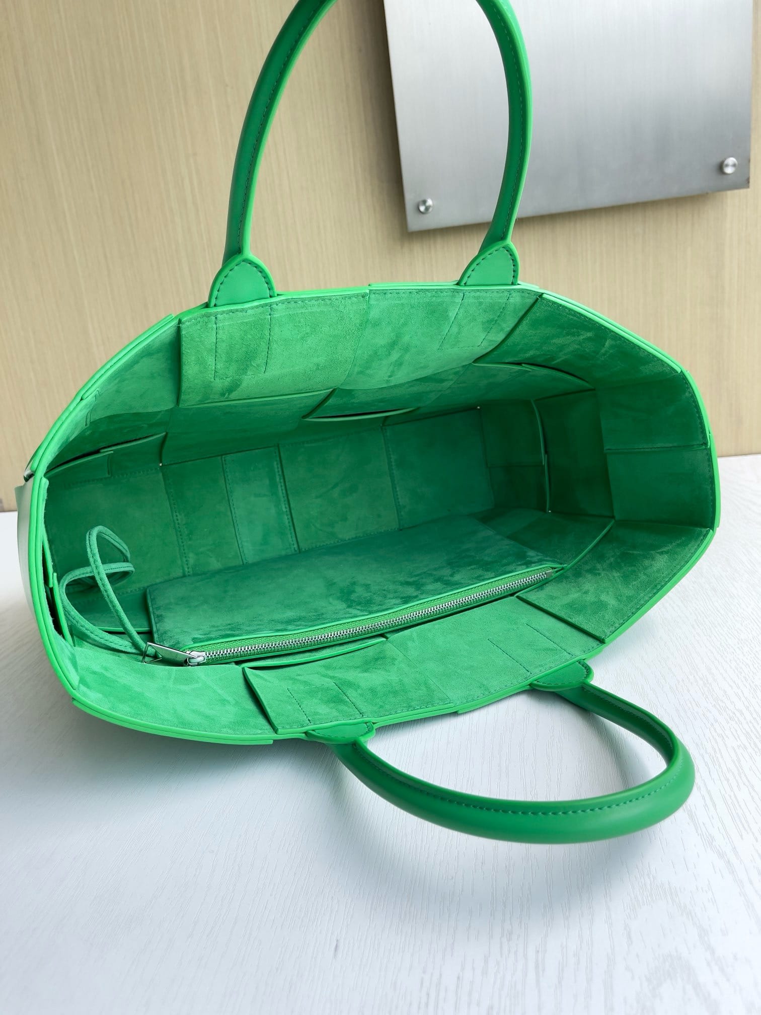 Arco tote Bottega Veneta 729244.2