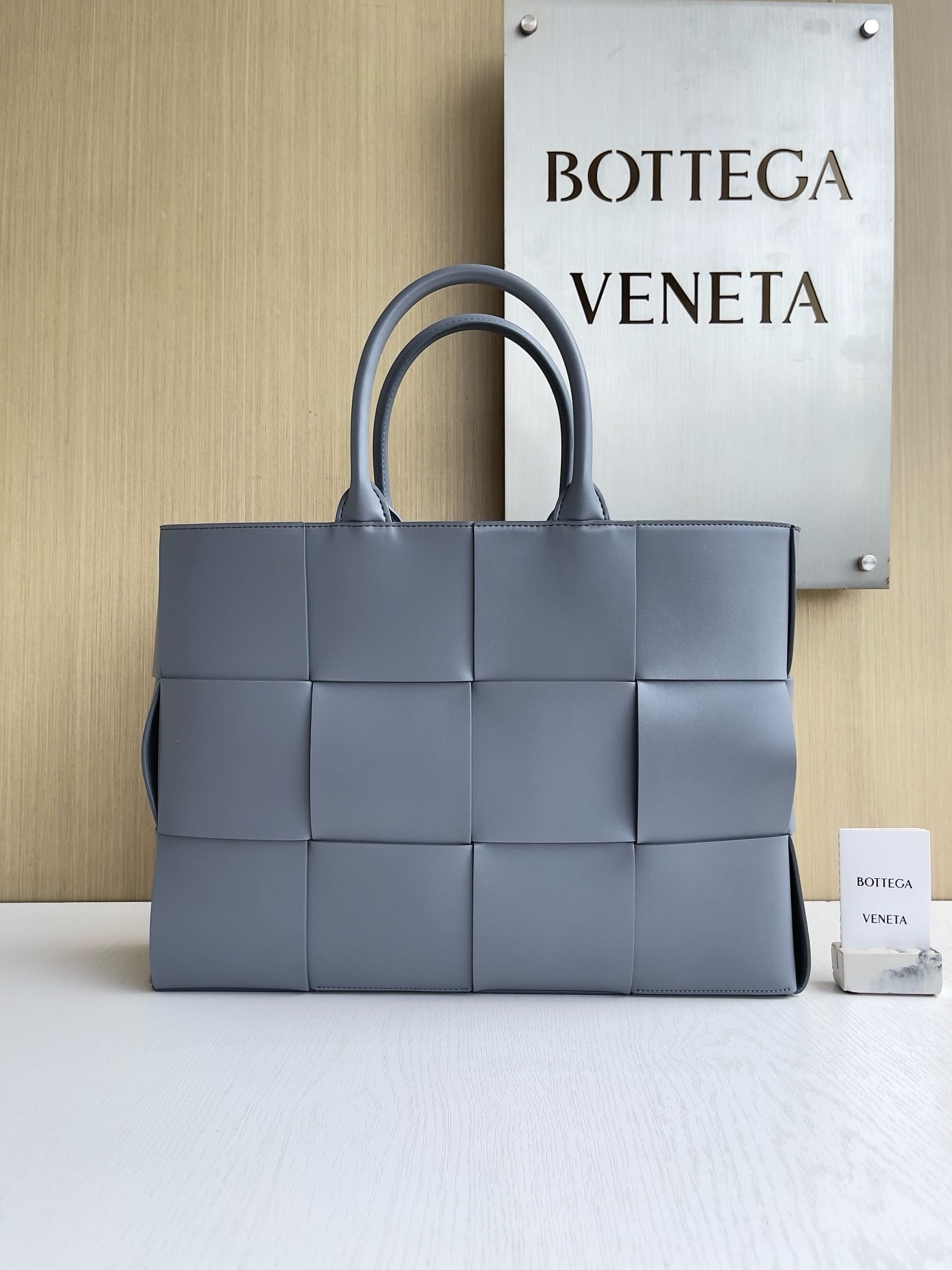 Arco tote Bottega Veneta 729244.5
