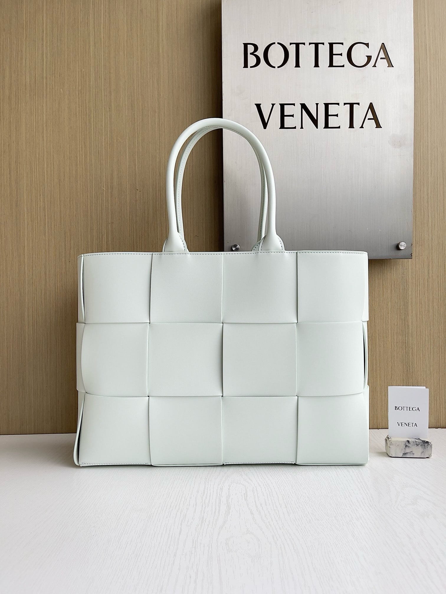 Arco tote Bottega Veneta 729244.8