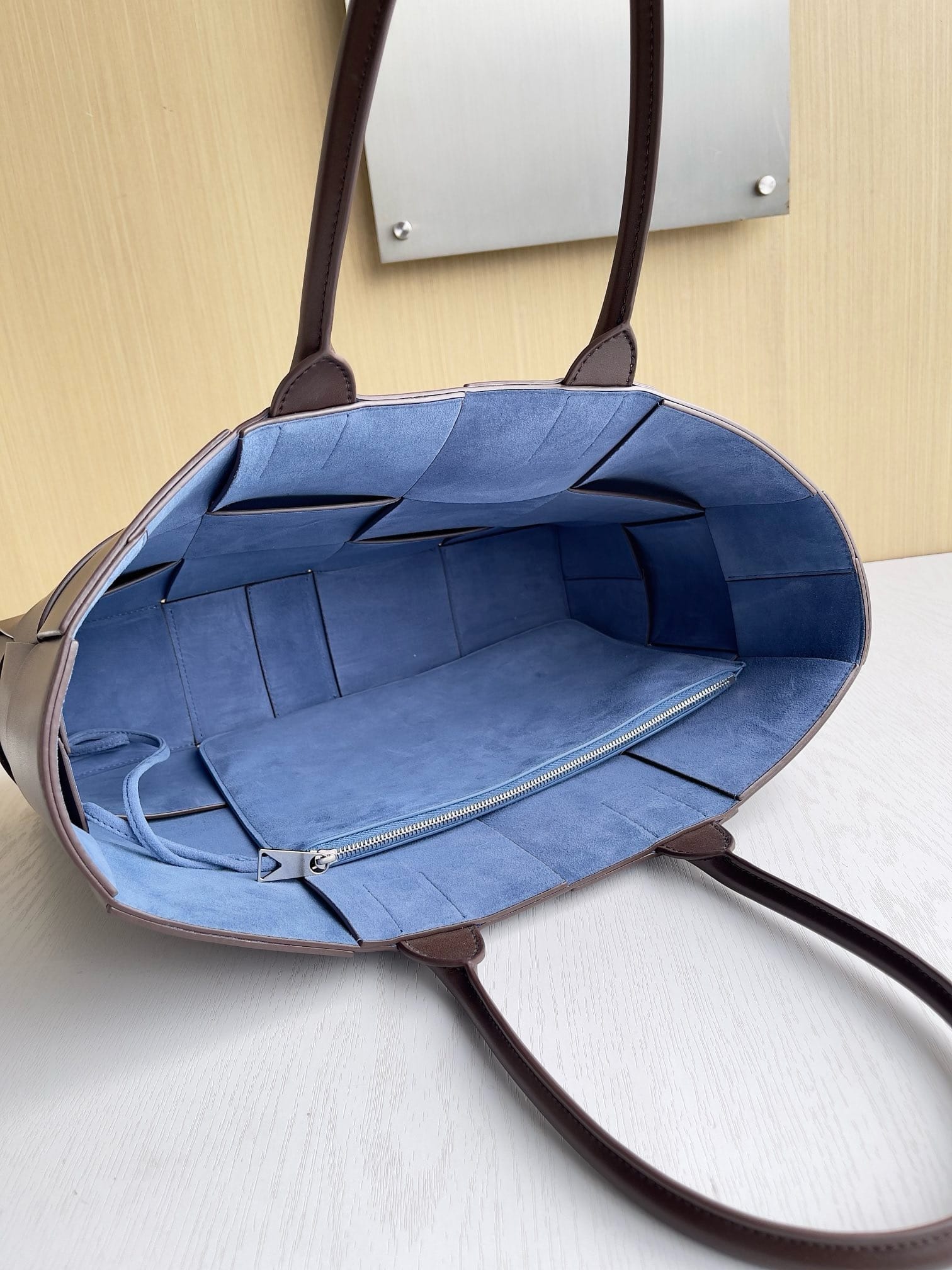 Arco tote Bottega Veneta 729244.9