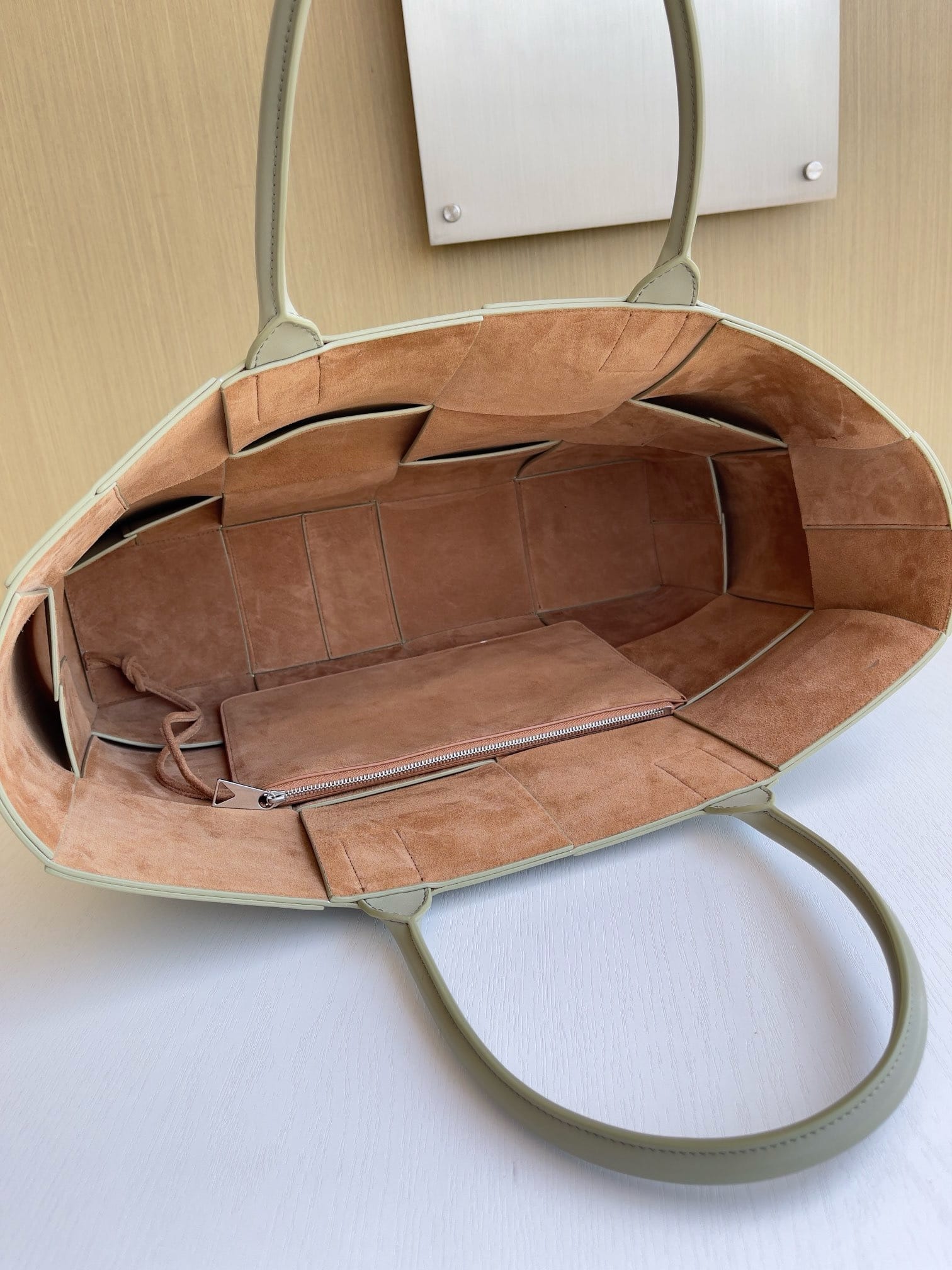 Arco tote Bottega Veneta 680165.3