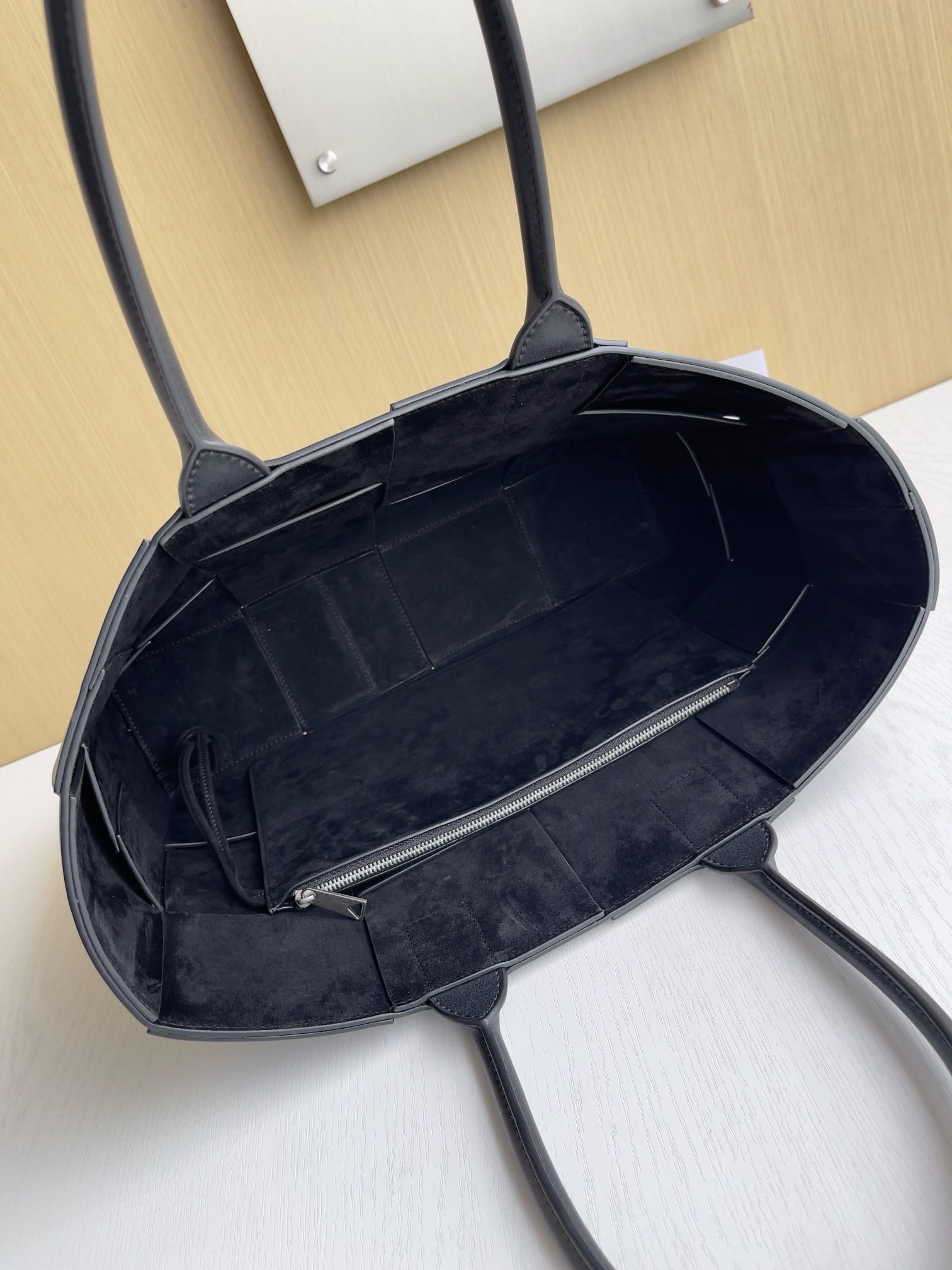 Arco tote Bottega Veneta 680165.4