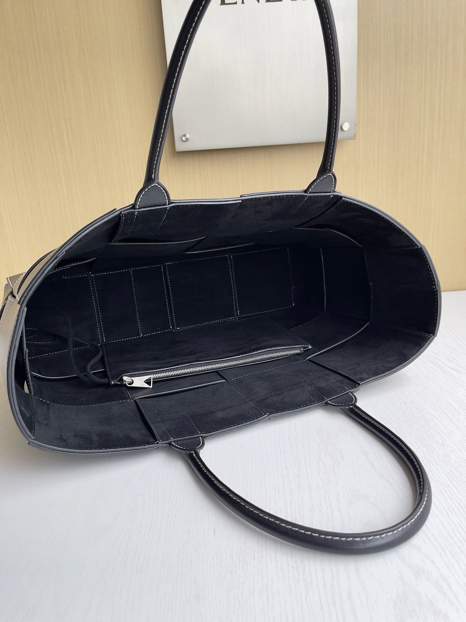 Arco tote Bottega Veneta 680165.7