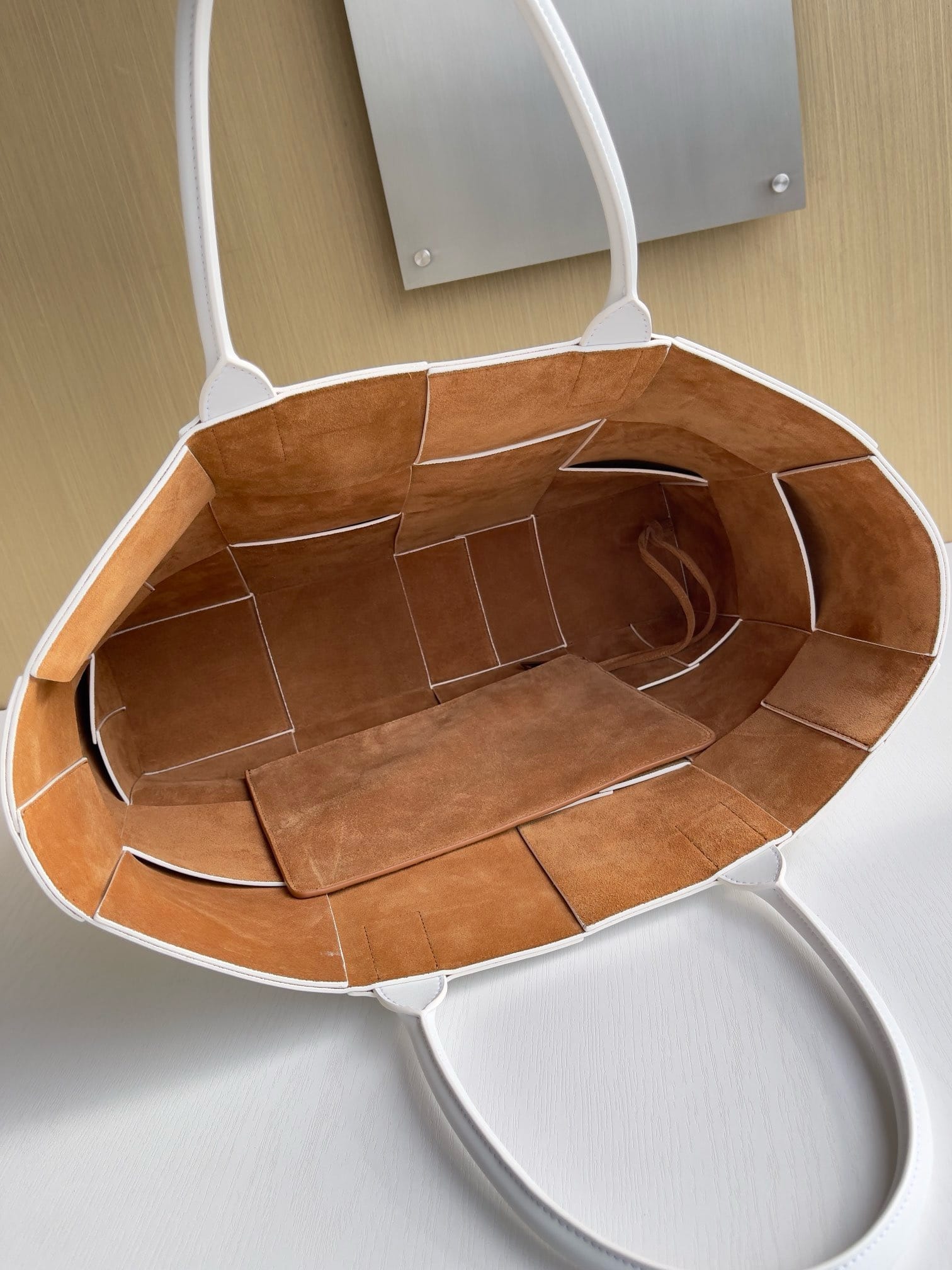 Arco tote Bottega Veneta 680165.9