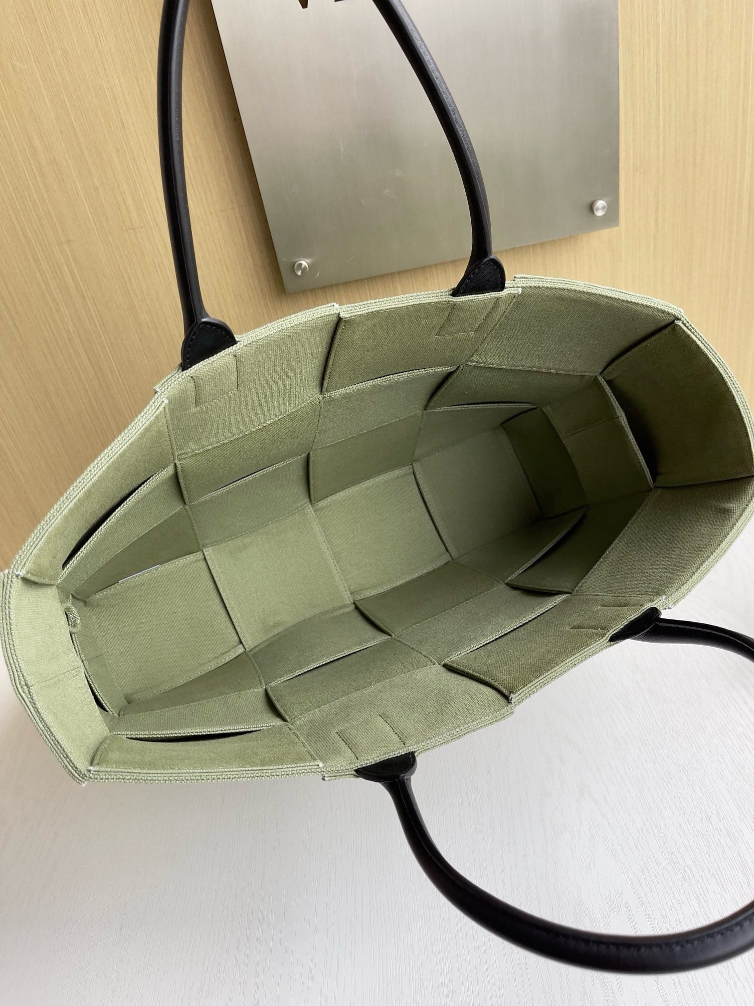 Arco tote Bottega Veneta 680165.15